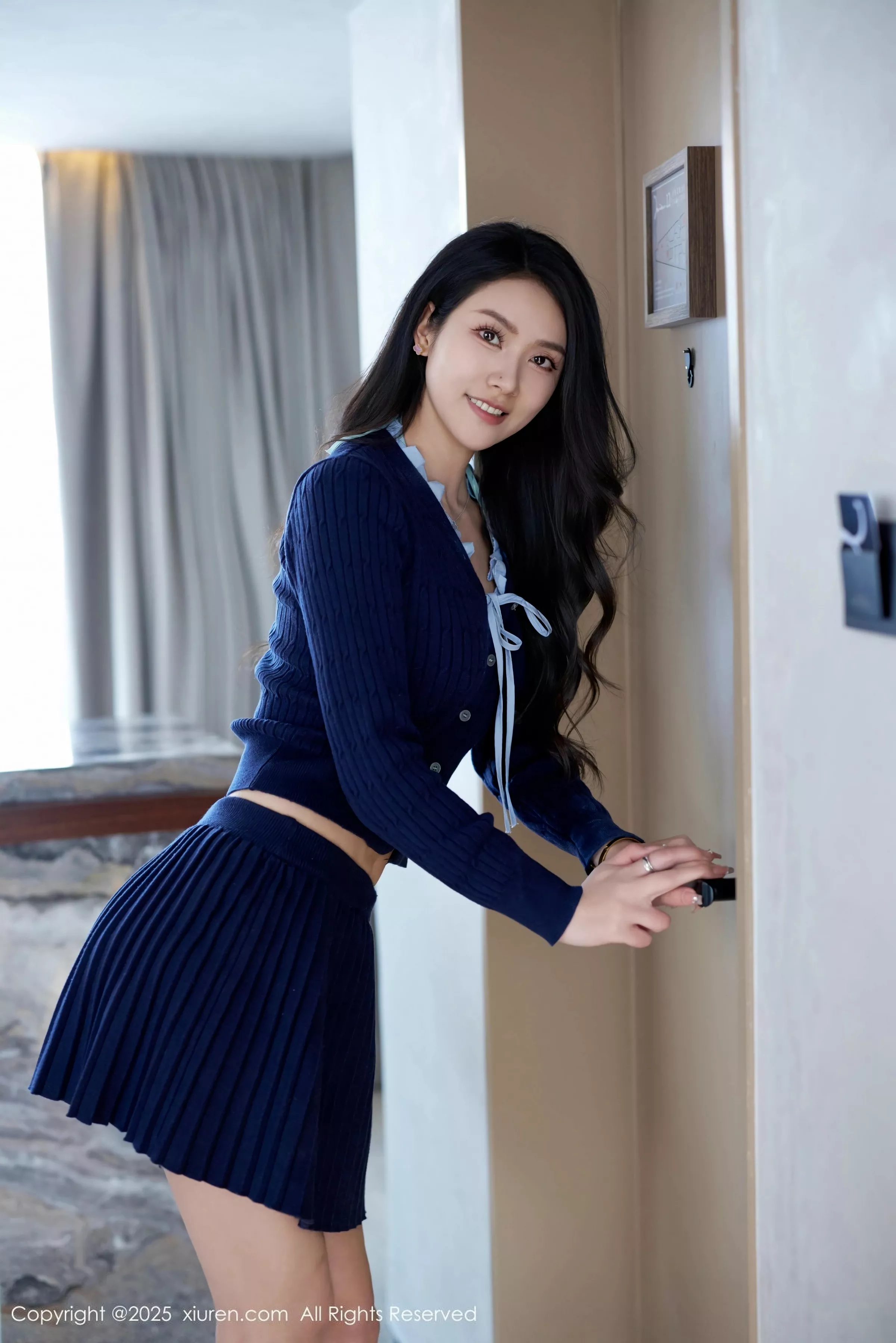 [XiuRen秀人网]第10242期方子萱写真 photo 1-10