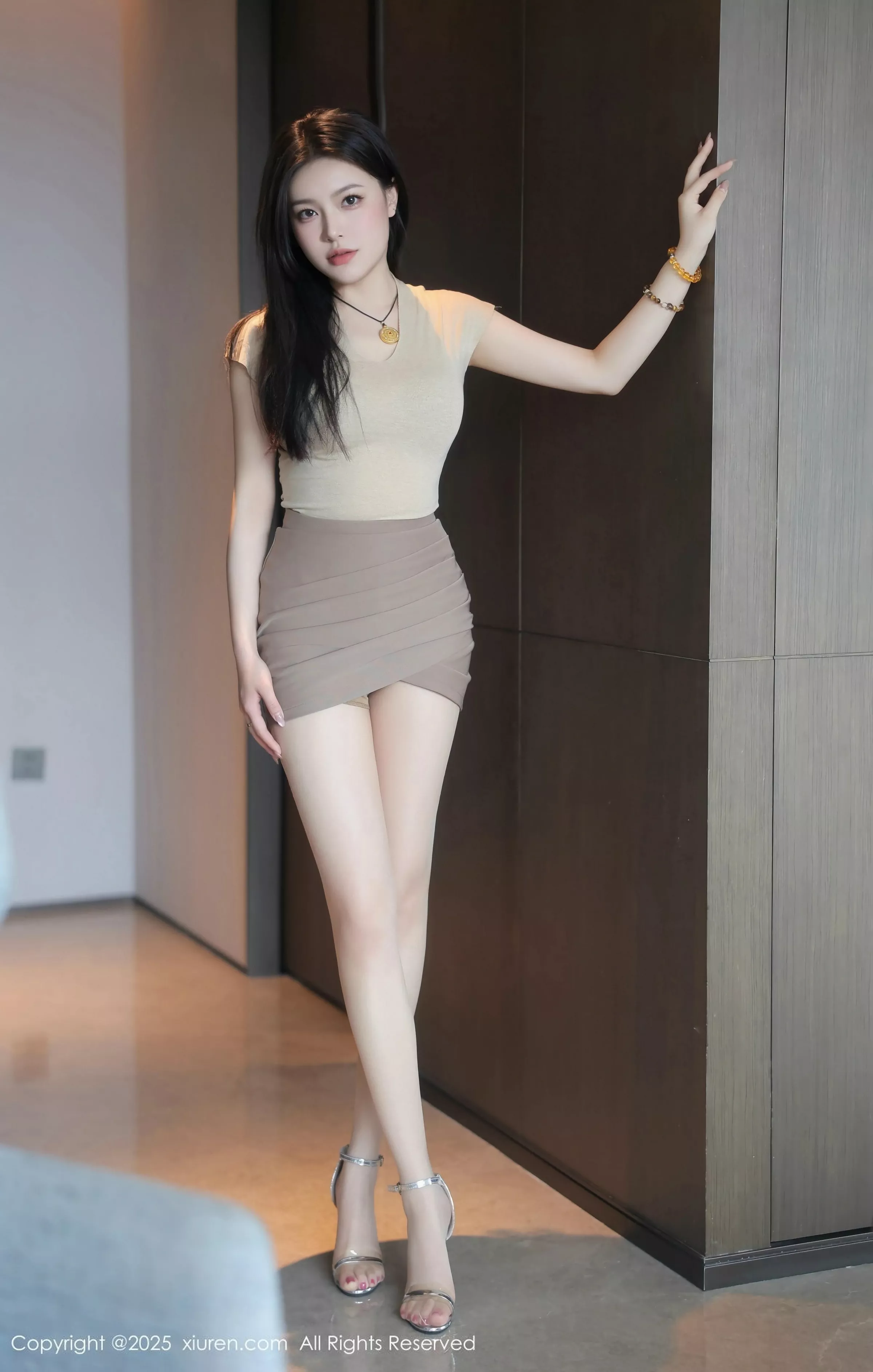 [XiuRen秀人网]第10240期萱静写真 photo 1-6