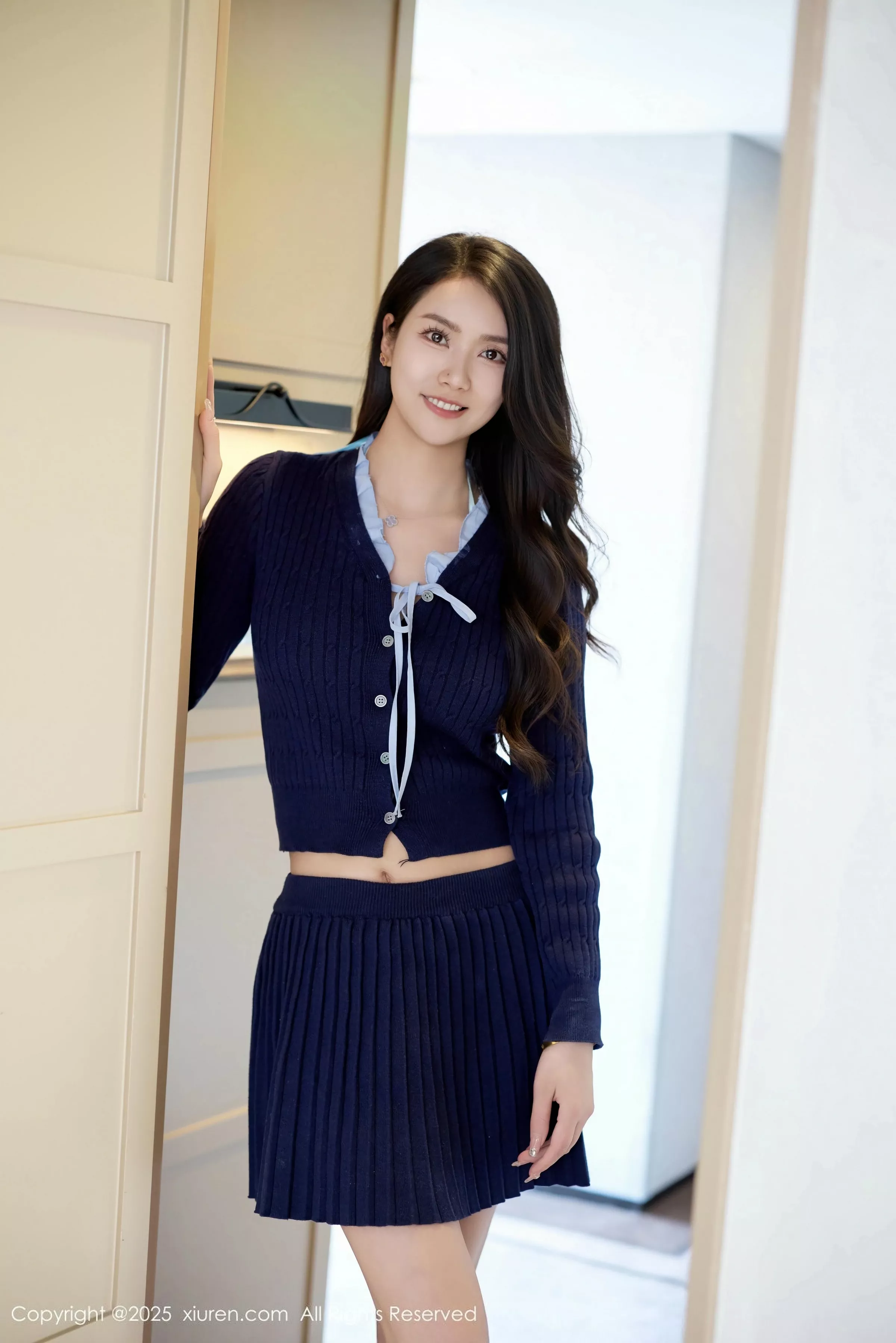 [XiuRen秀人网]第10242期方子萱写真 photo 1-7