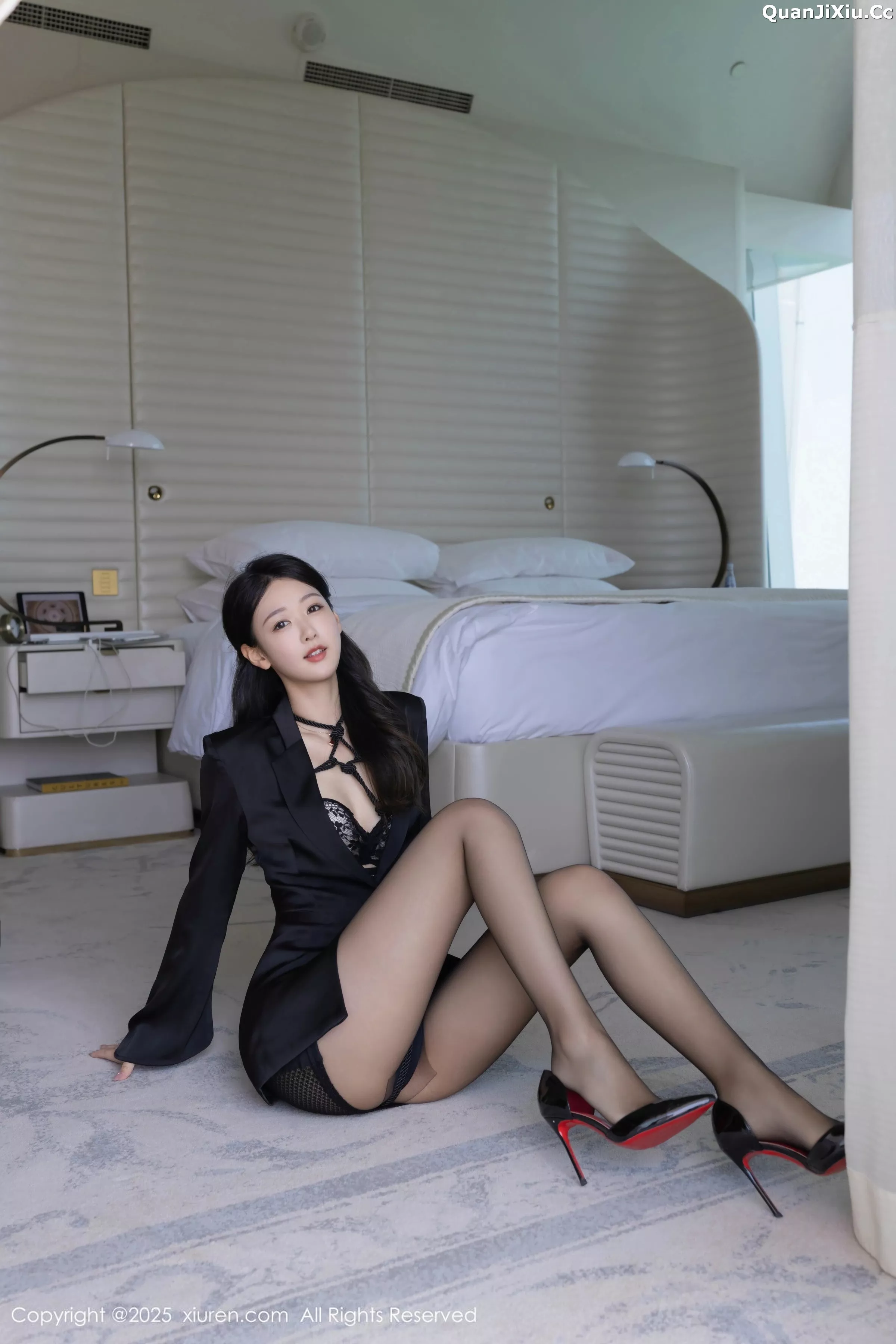 [XiuRen秀人网]第10267期唐安琪写真 photo 1-5