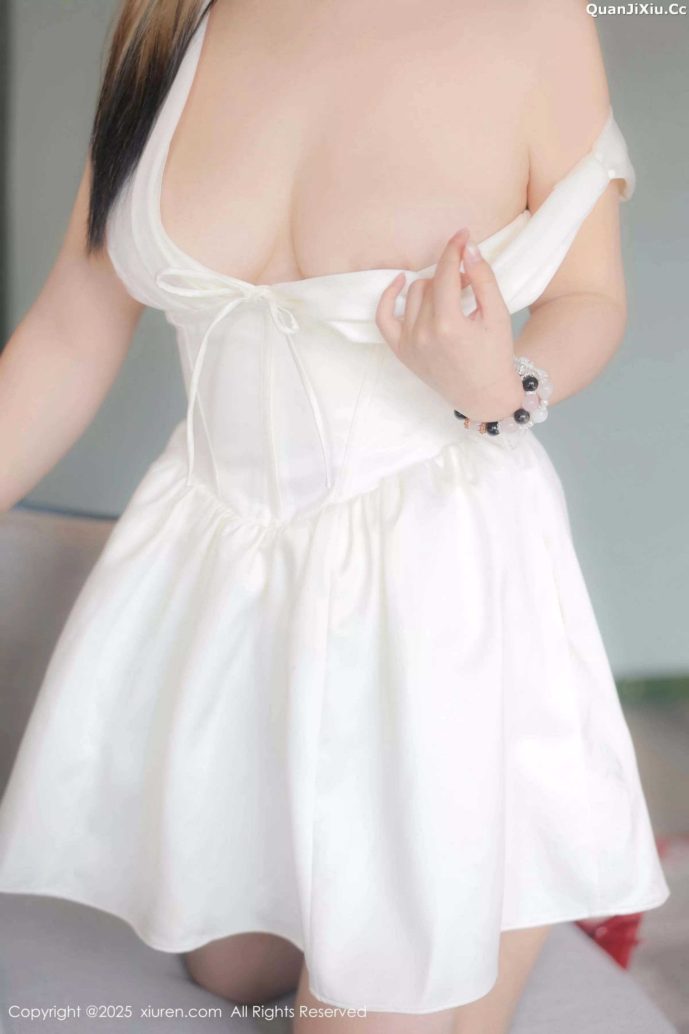 [XiuRen秀人网]第10262期诺诺Hsu写真 photo 1-7