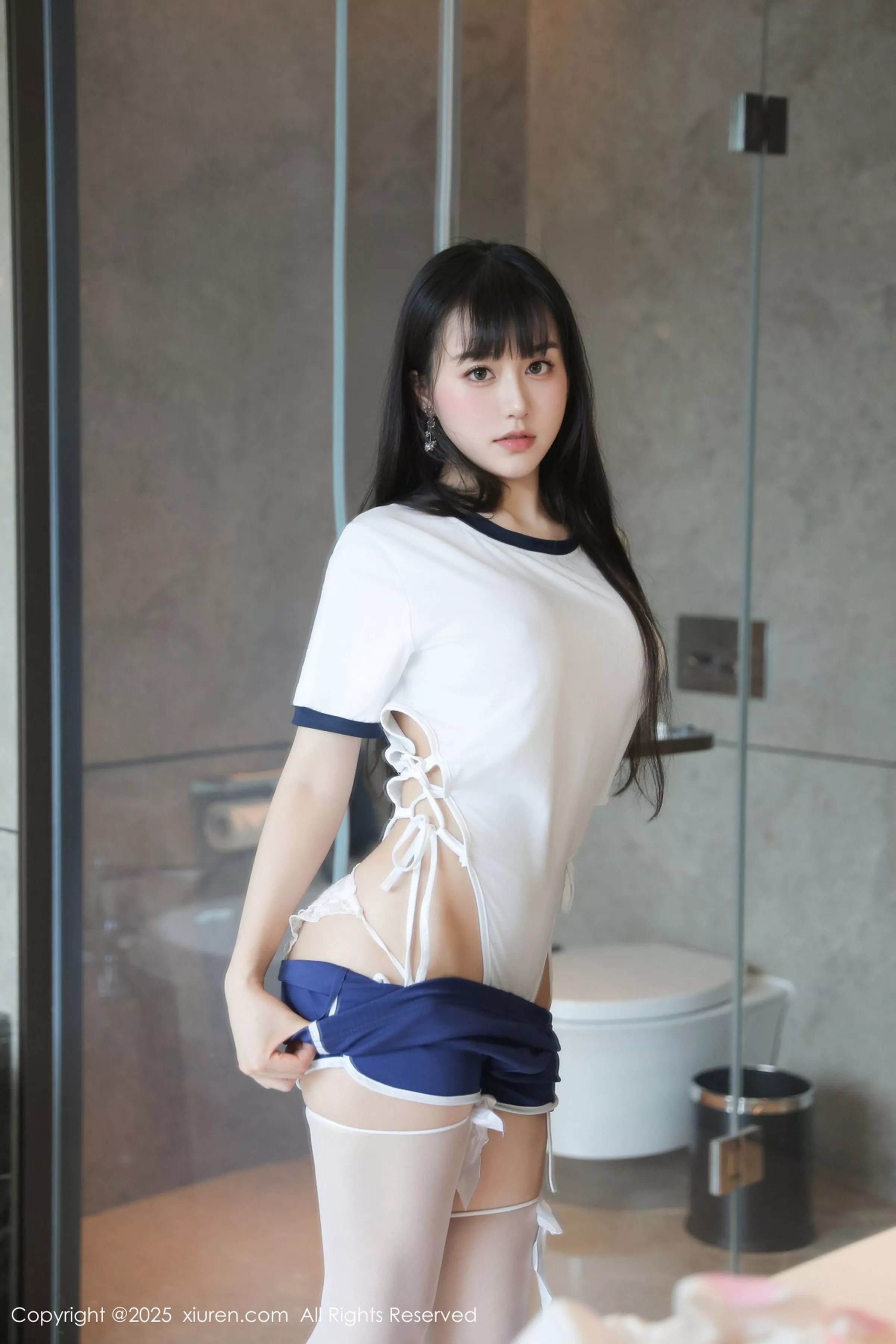 [XiuRen秀人网]第10184期量子玫瑰写真 photo 1-9
