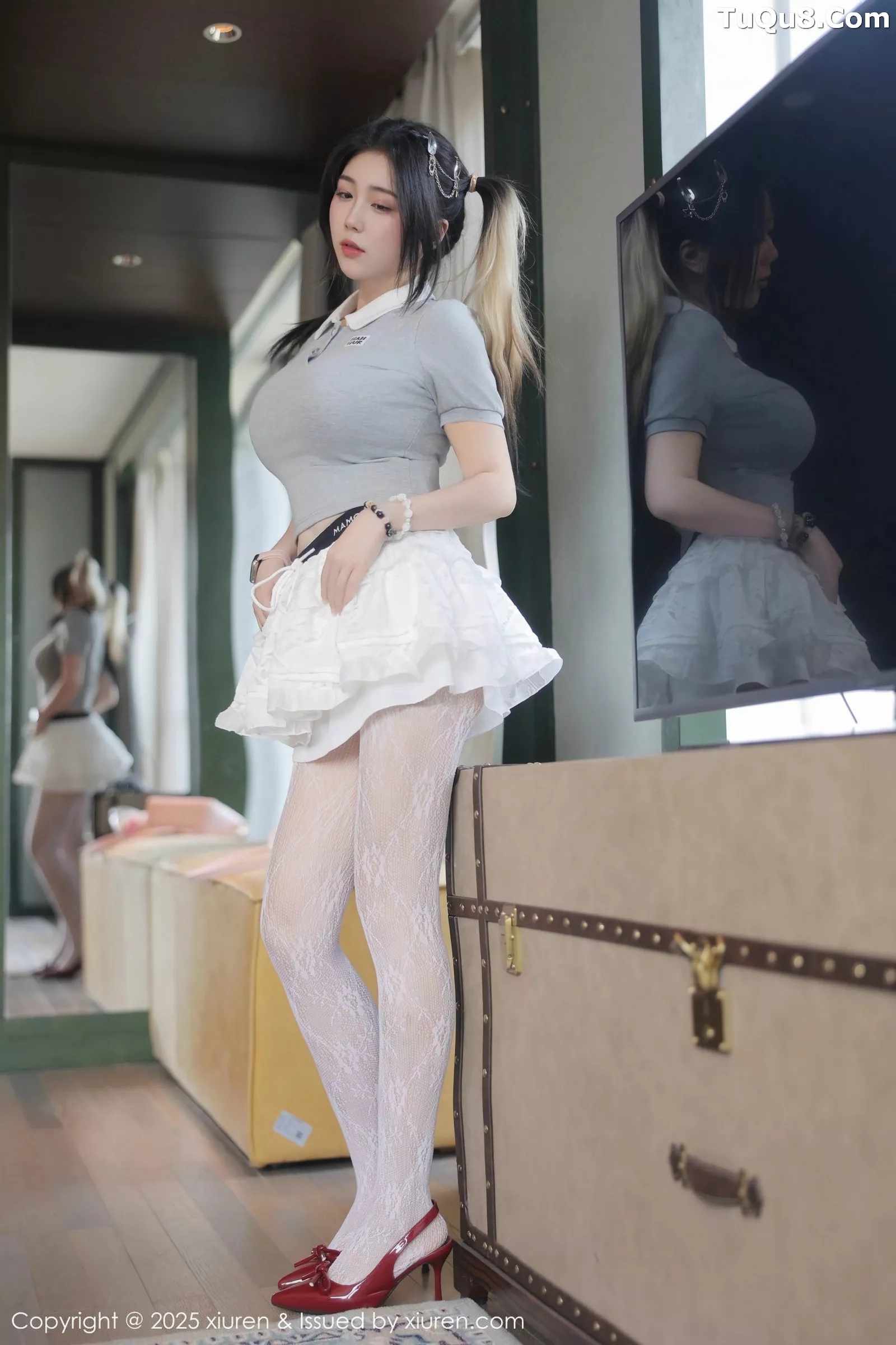 [XiuRen秀人网]第10330期诺诺Hsu写真 photo 1-2