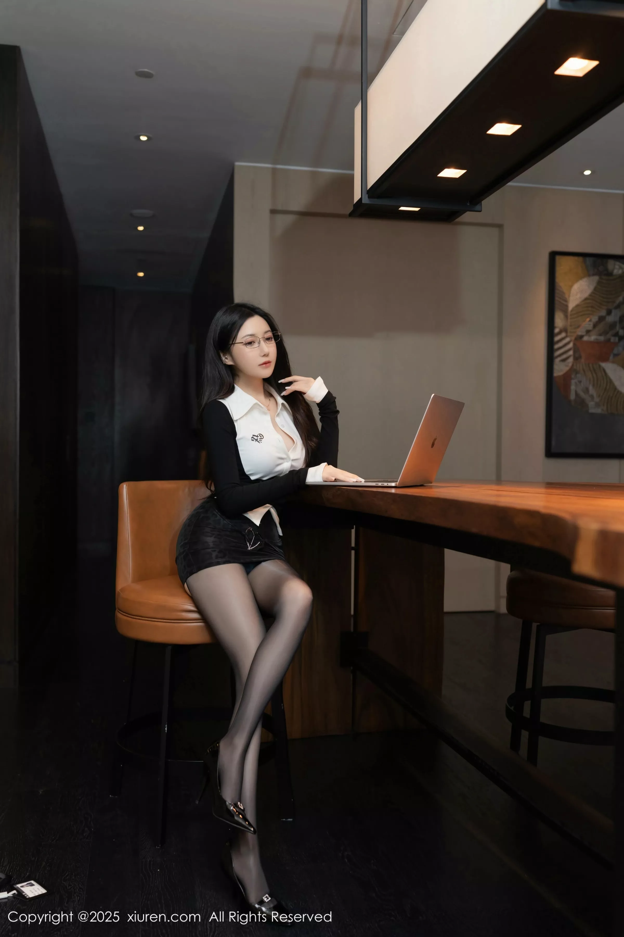 [XiuRen秀人网]第10353期鱼子酱写真 photo 1-0