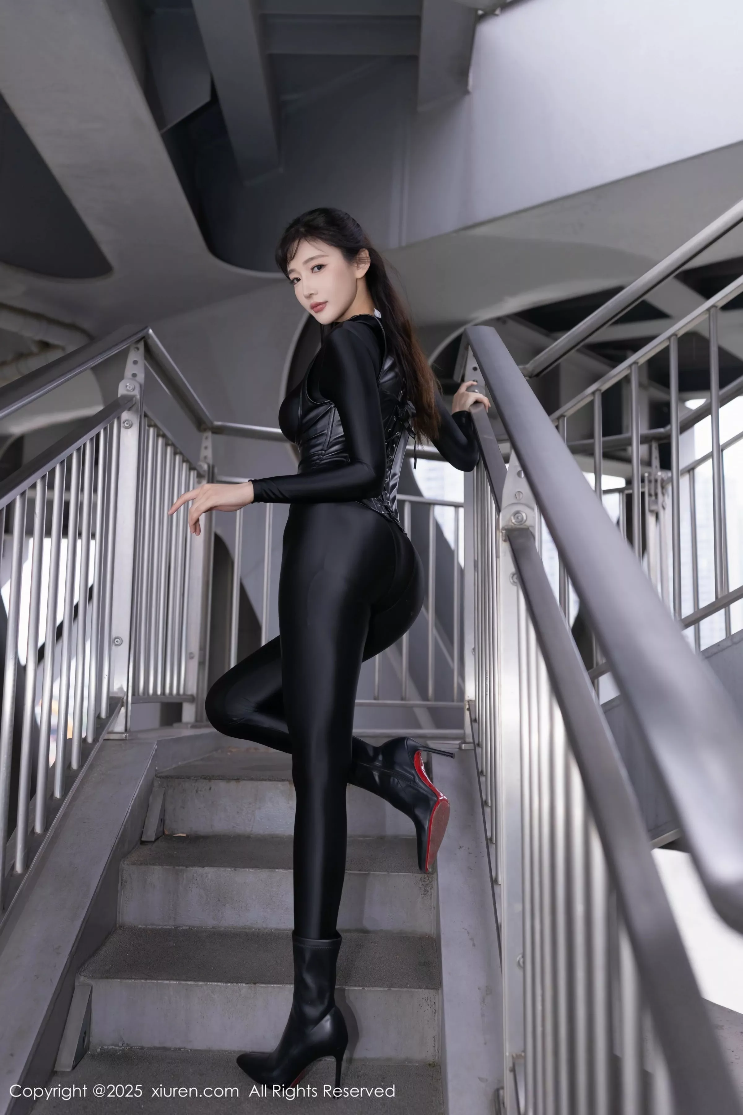 [XiuRen秀人网]第10404期陆萱萱写真 photo 1-6