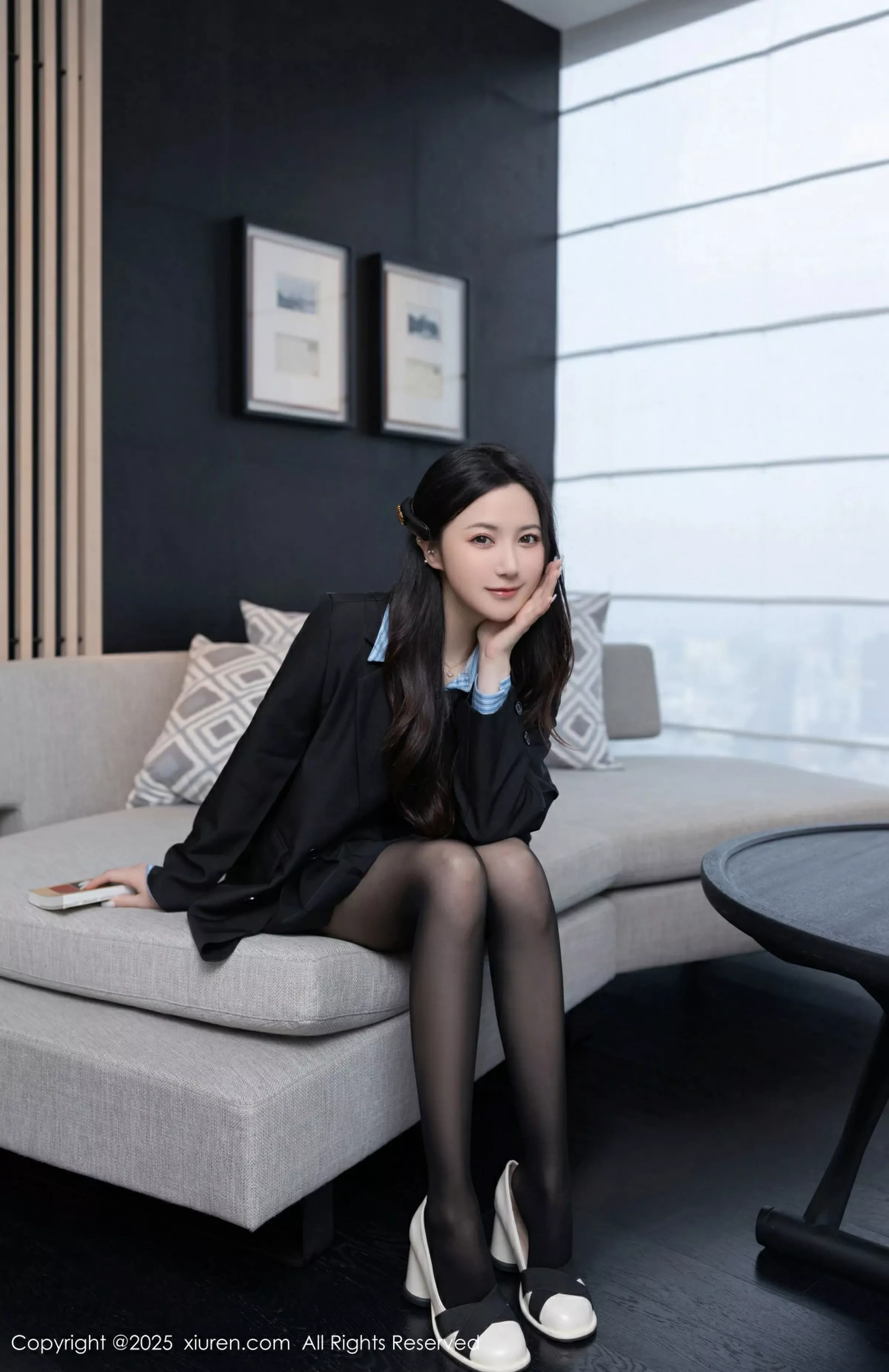 [XiuRen秀人网]第10412期鱼子酱写真 photo 1-5