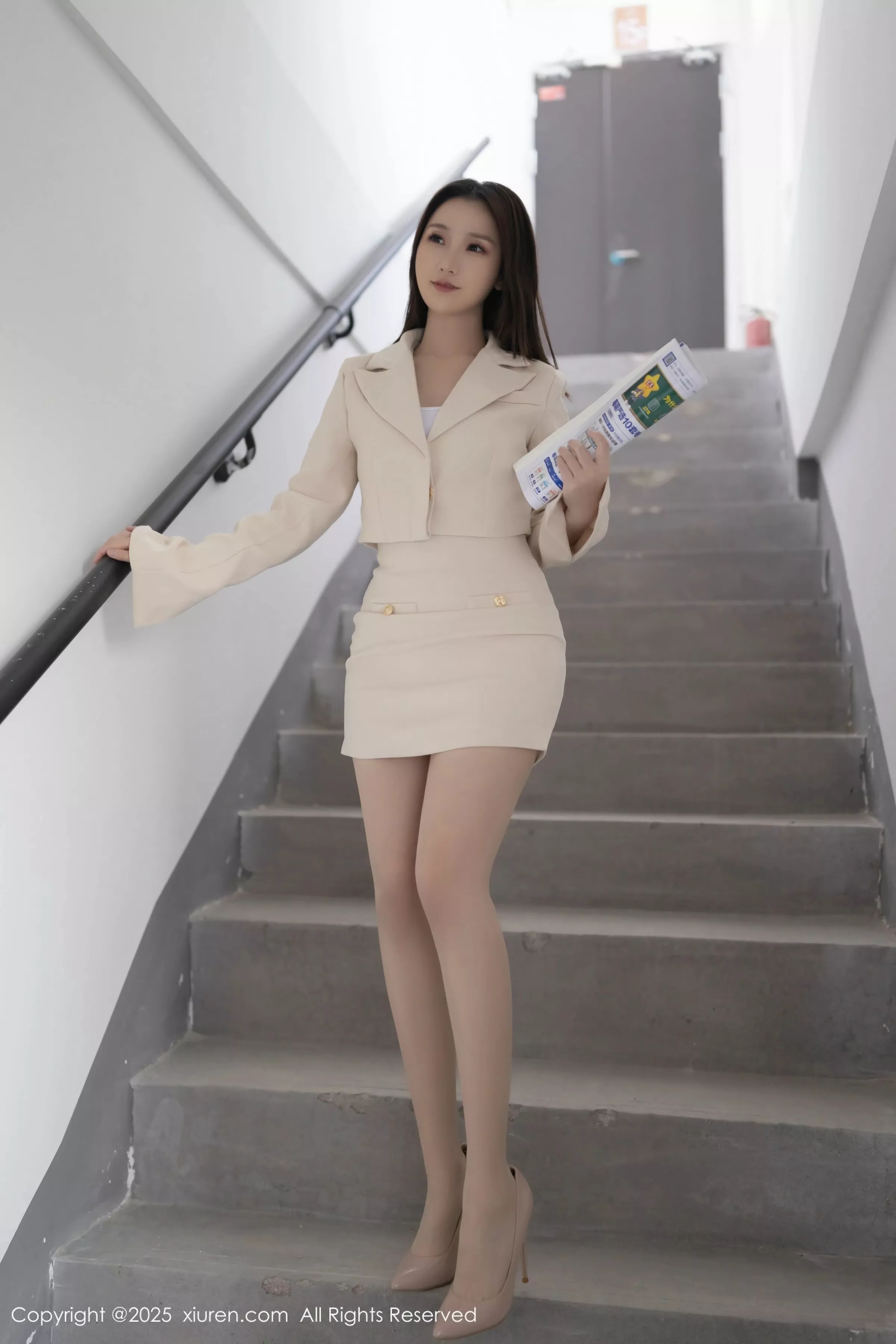 [XiuRen秀人网]第10428期杏子写真 photo 1-0