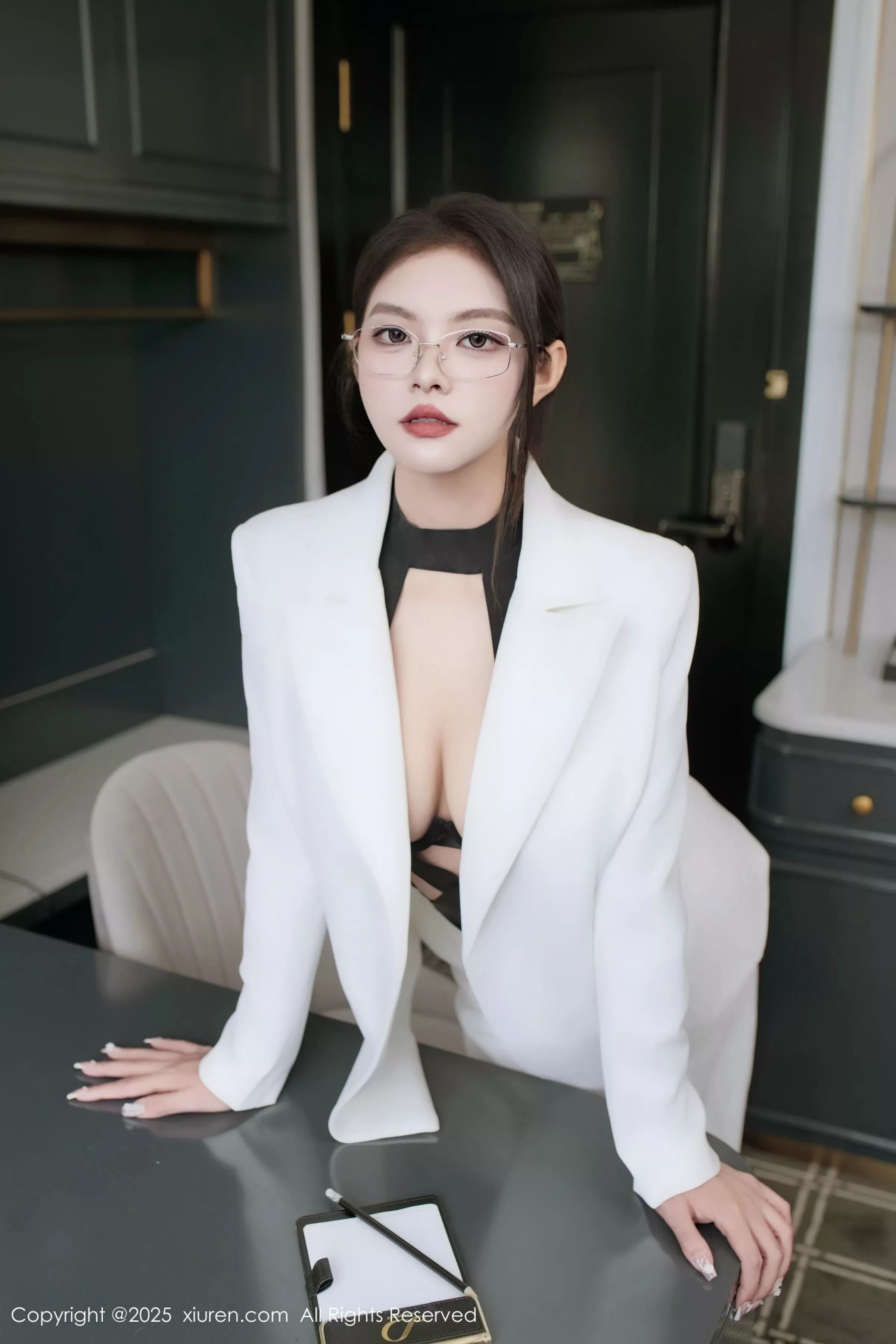 [XiuRen秀人网]第10464期冬安写真 photo 1-13