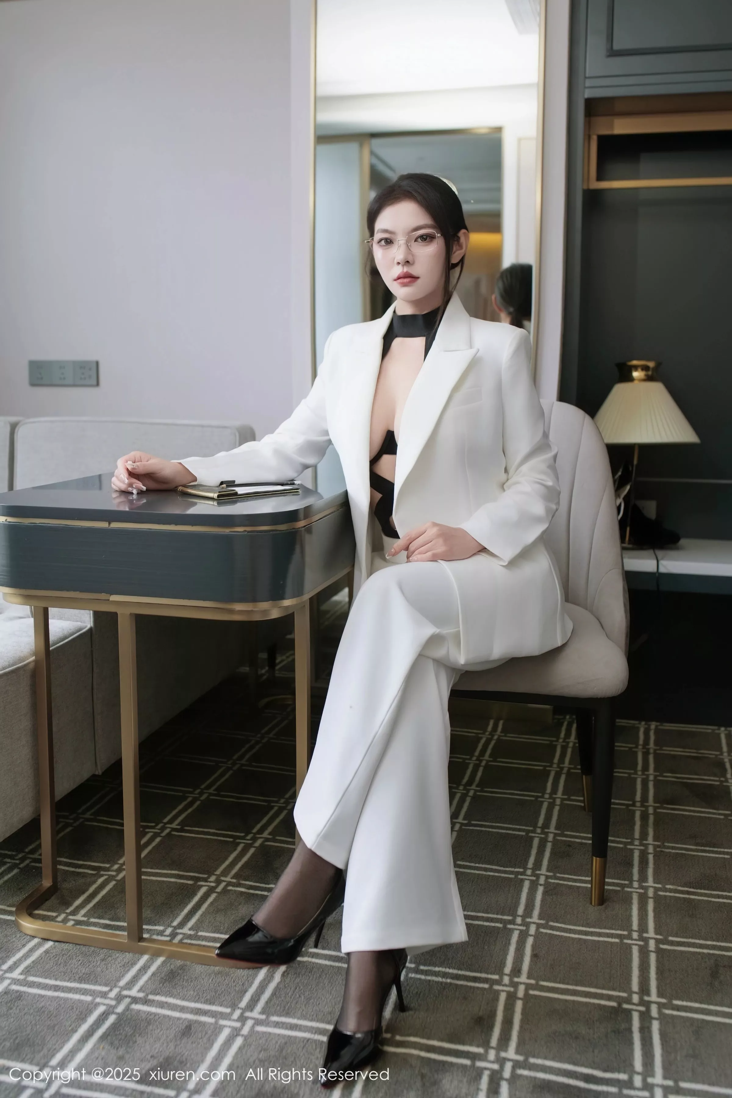 [XiuRen秀人网]第10464期冬安写真 photo 1-8