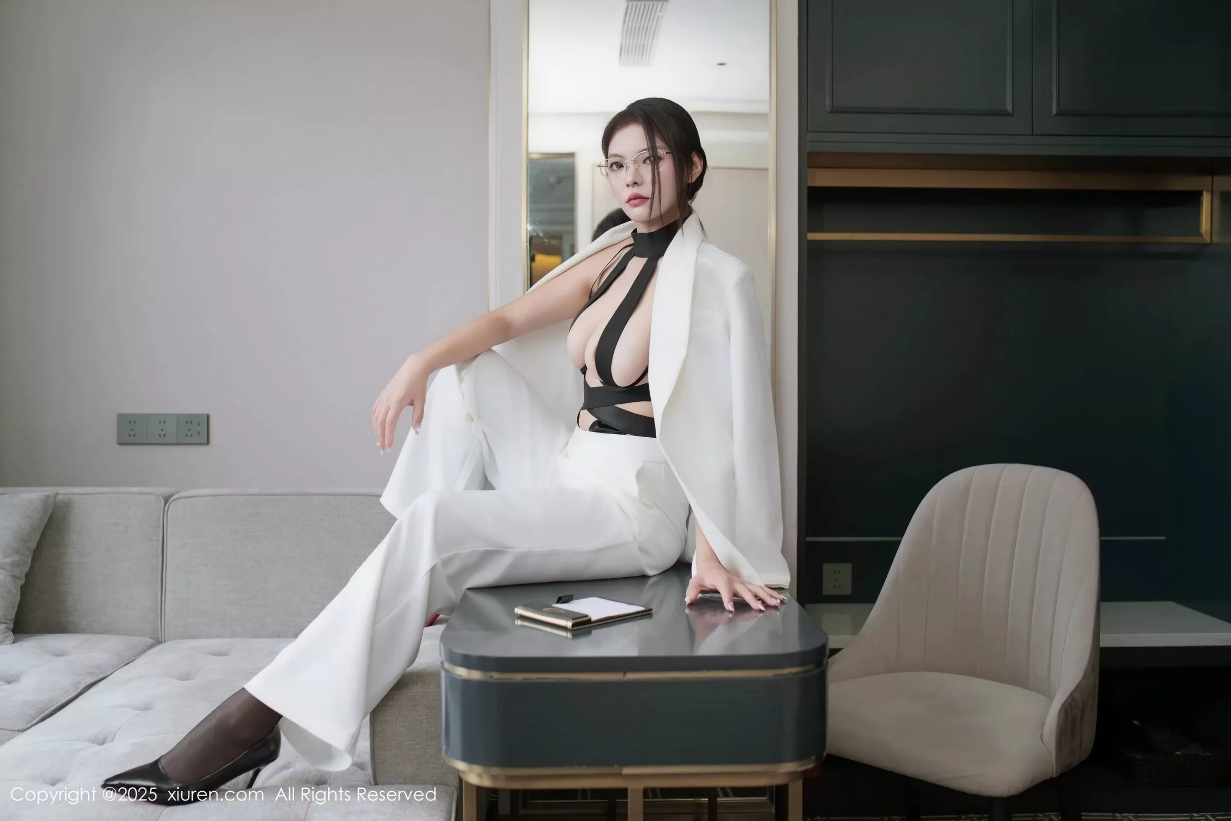 [XiuRen秀人网]第10464期冬安写真 photo 2-5