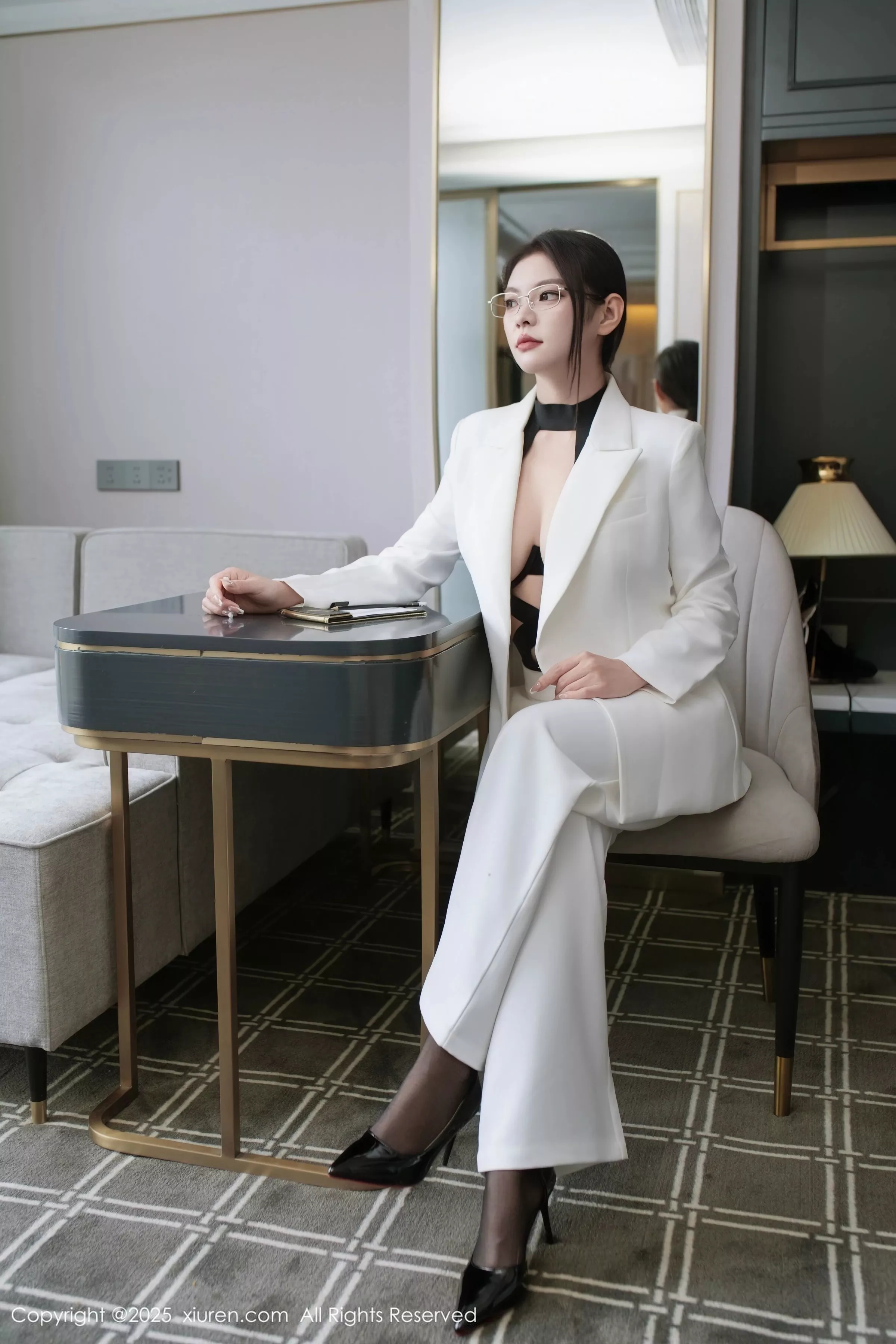 [XiuRen秀人网]第10464期冬安写真 photo 1-9