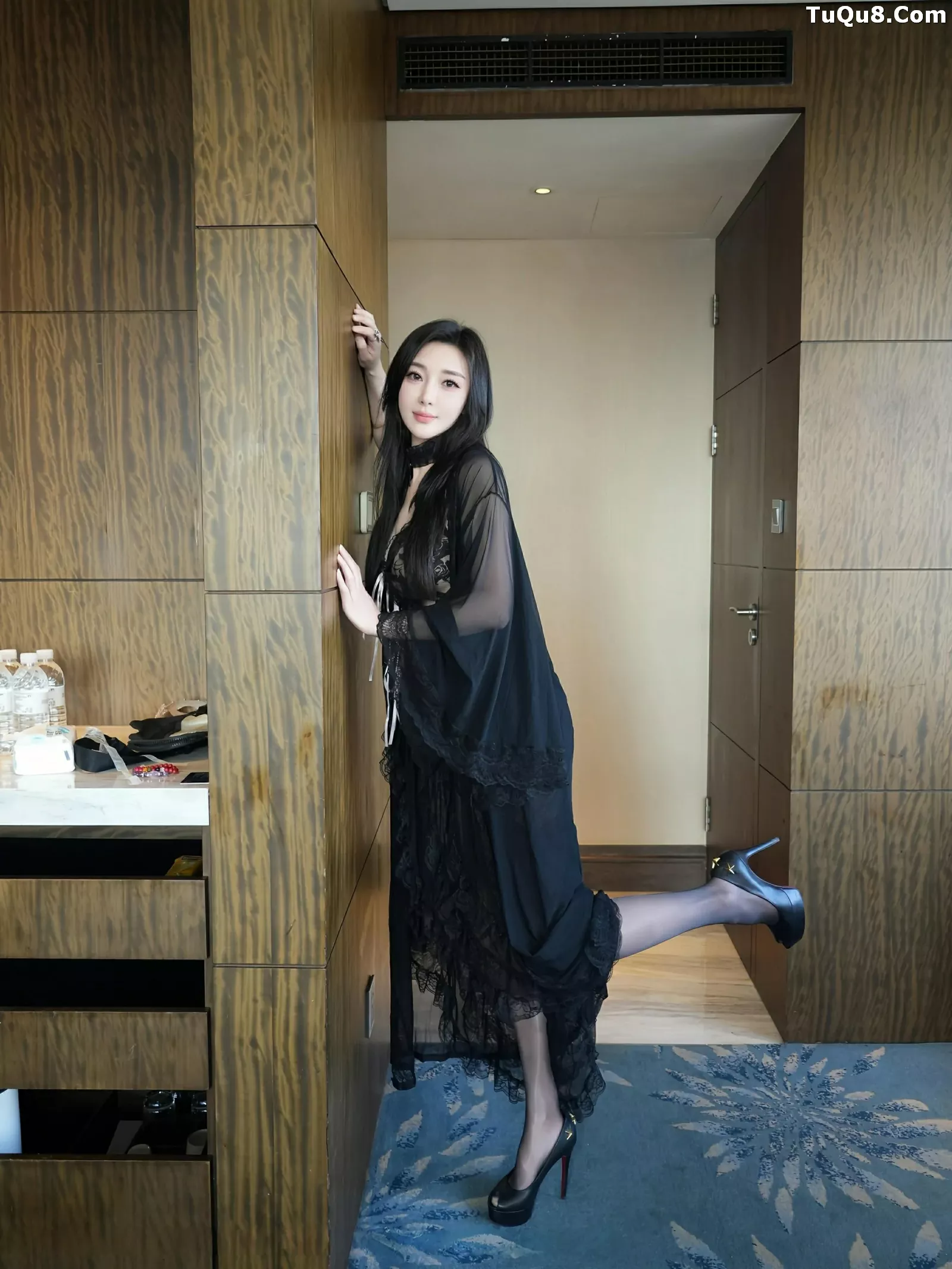 [XiuRen秀人网]第10490期苏一诺写真 photo 1-14