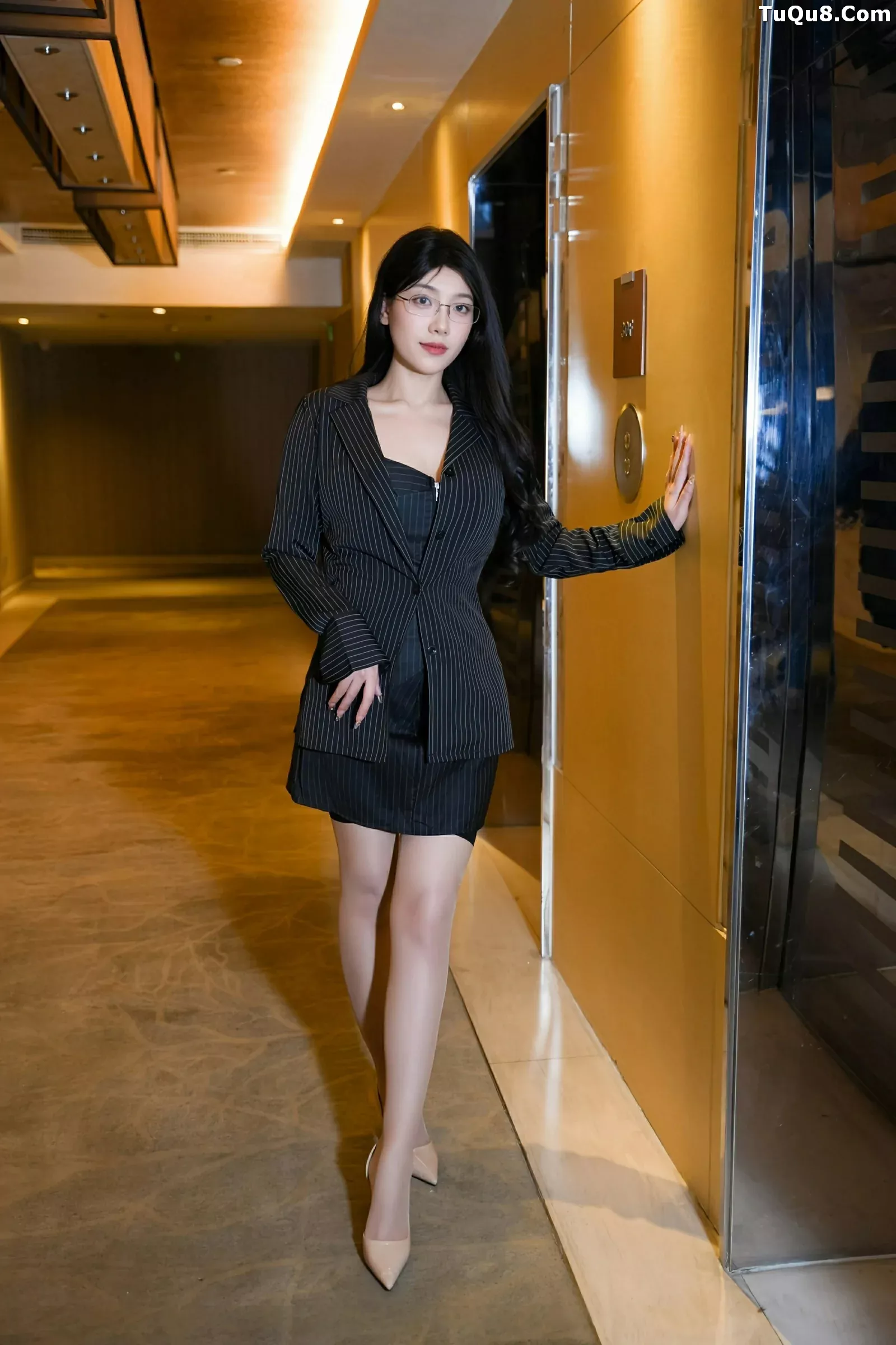 [XiuRen秀人网]第10487期美悠写真 photo 1-14