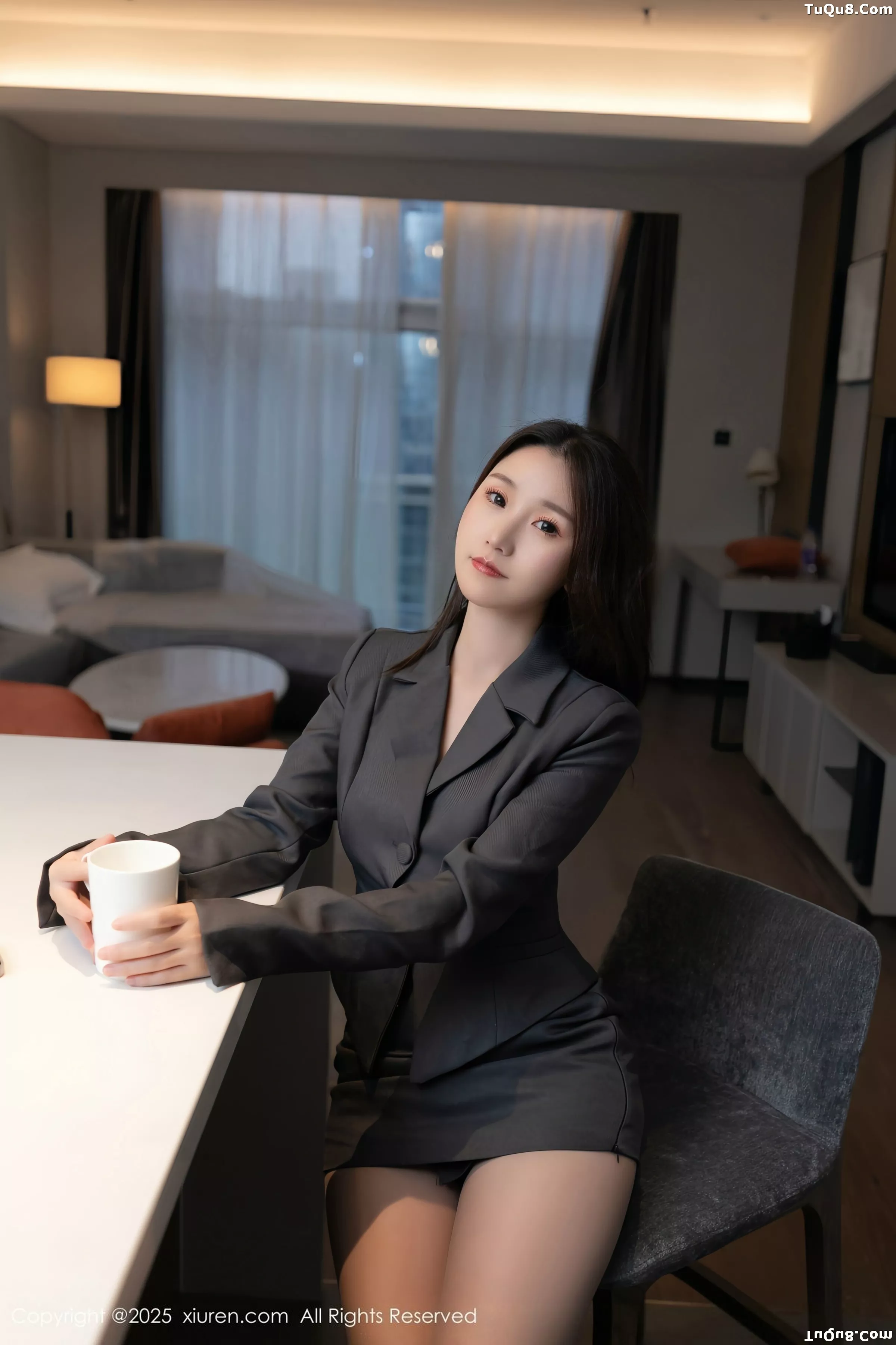 [XiuRen秀人网]第10497期杏子写真 photo 1-5