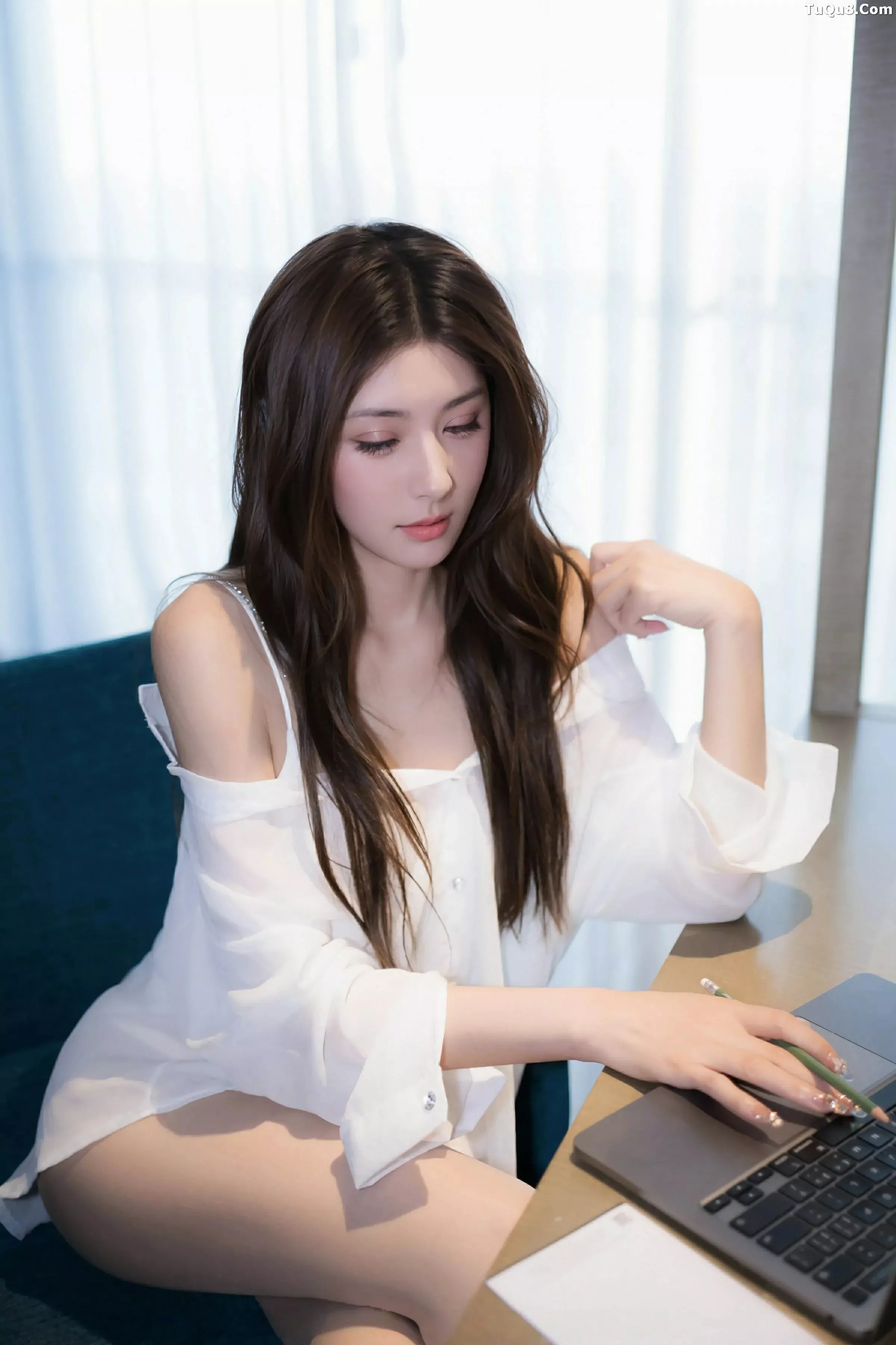 [XiuRen秀人网]第10502期悦兮写真 photo 1-6