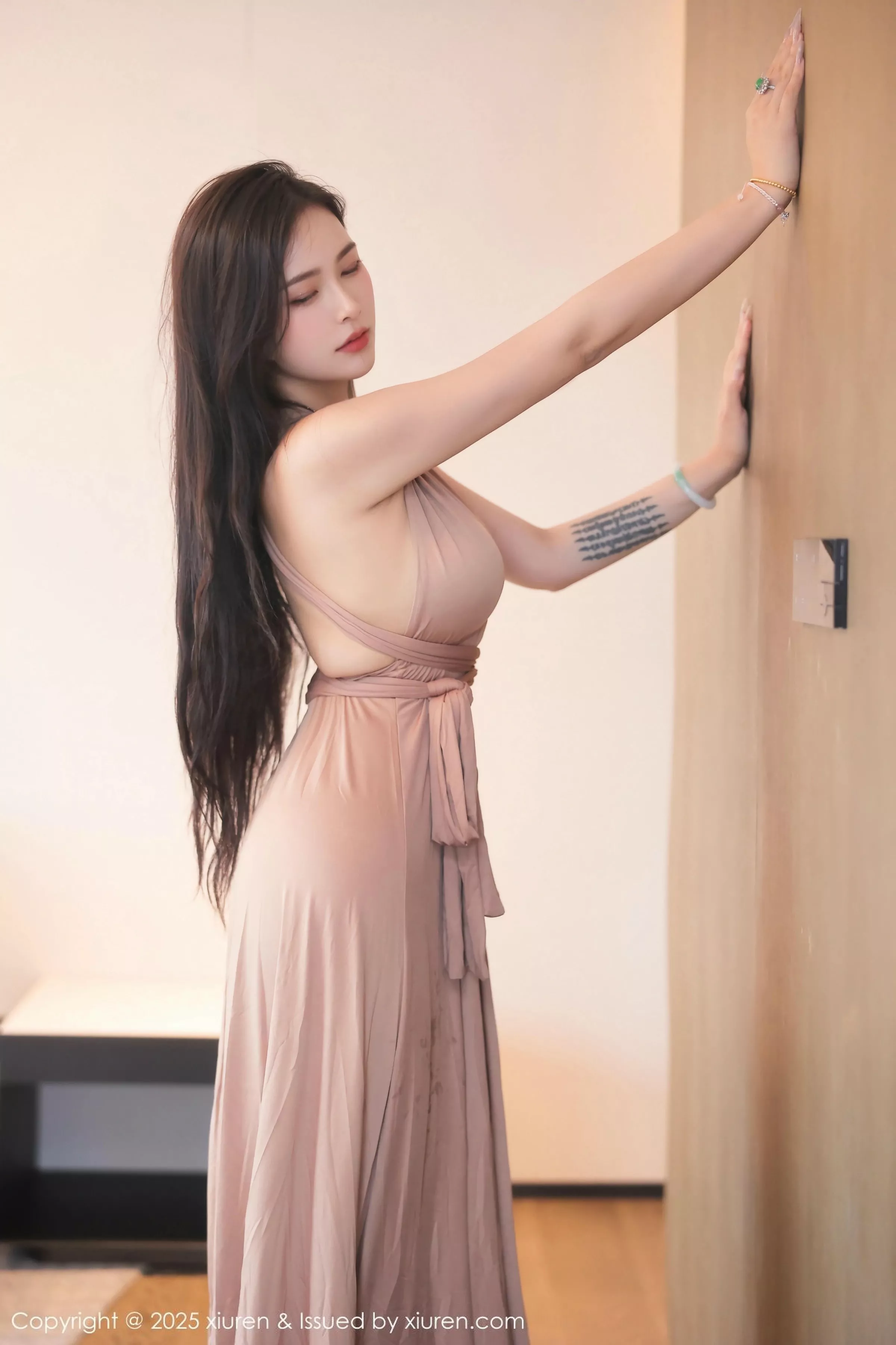 [XiuRen秀人网]第10432期娜比写真 photo 1-2
