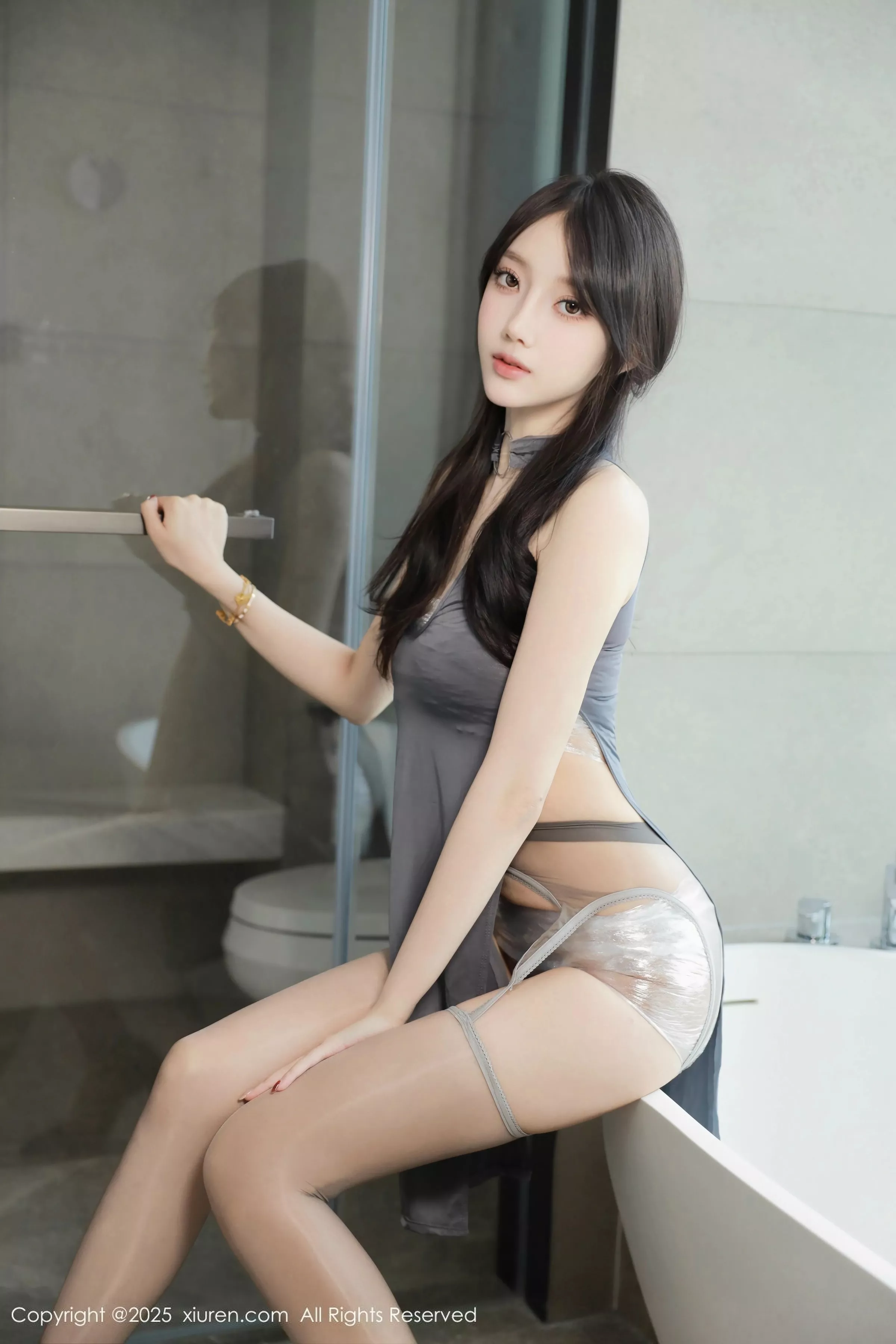 [XiuRen秀人网]第10435期玥儿玥写真 photo 1-5