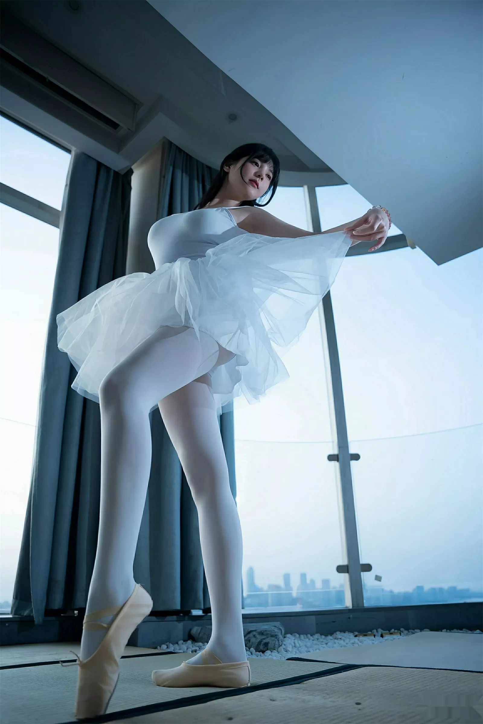 [XiuRen秀人网]第10575期软情写真 photo 2-5