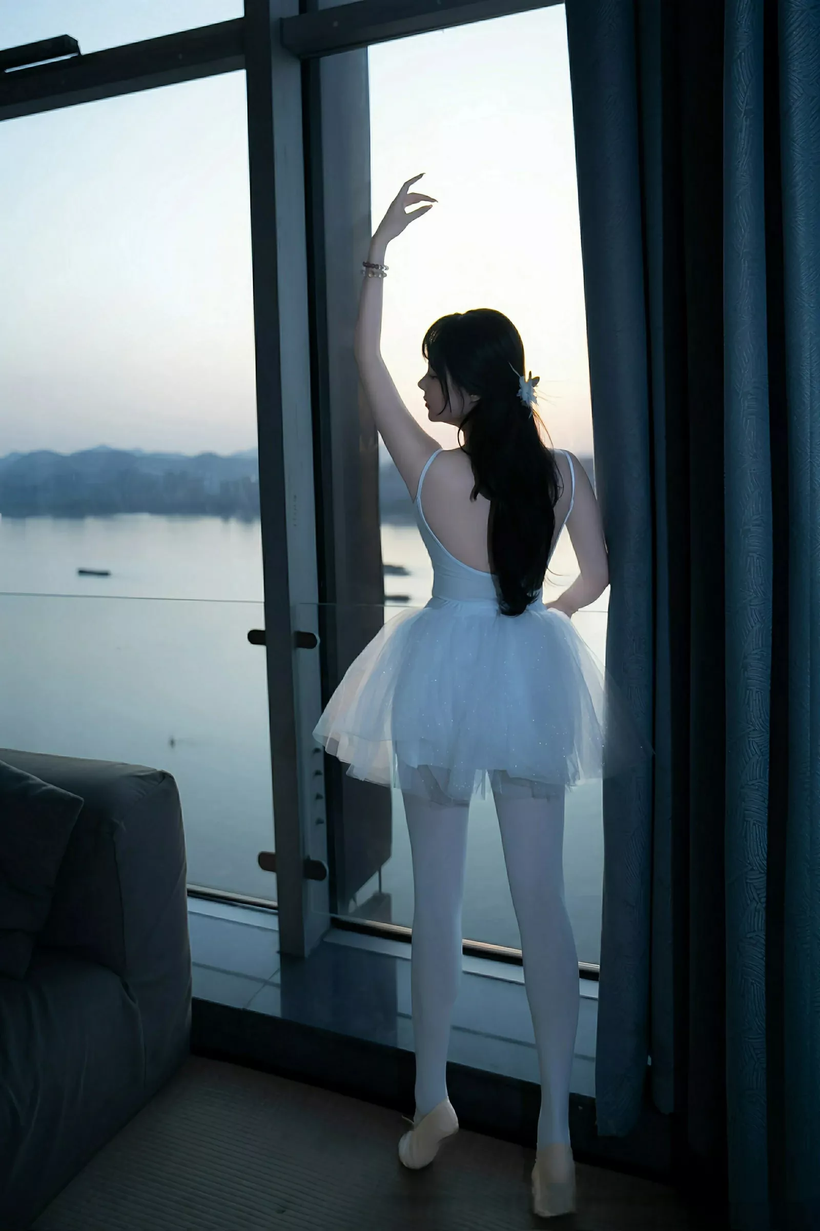 [XiuRen秀人网]第10575期软情写真 photo 1-7