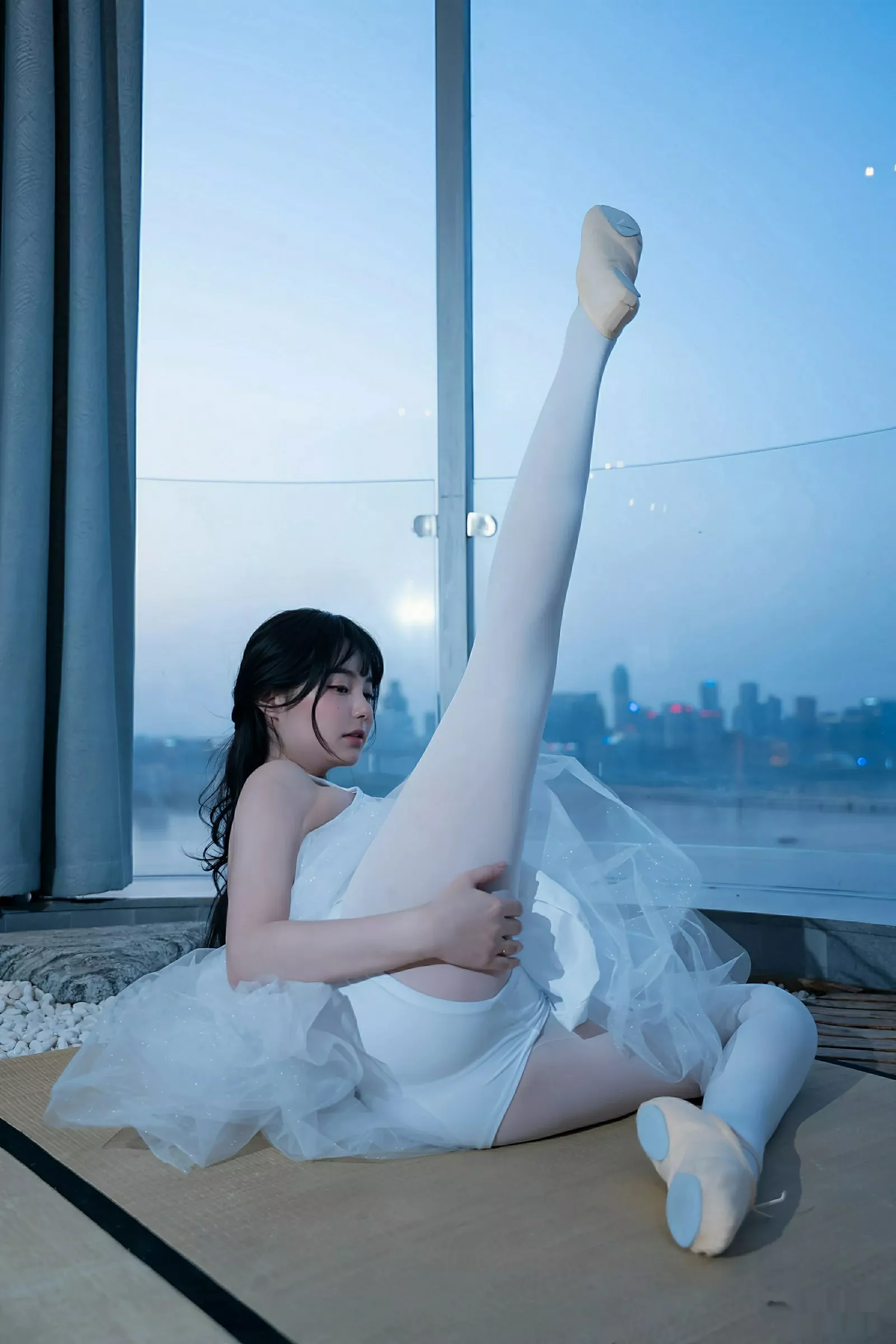 [XiuRen秀人网]第10575期软情写真 photo 3-6