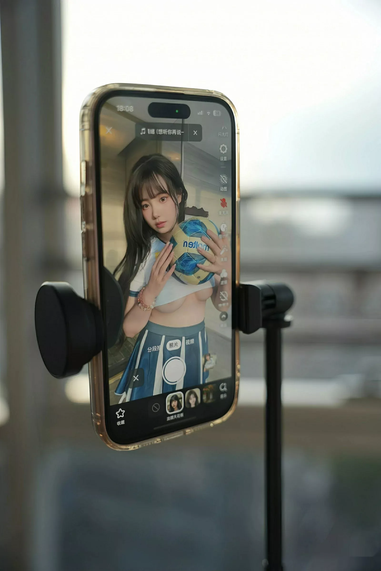 [XiuRen秀人网]第10606期软情写真 photo 1-4