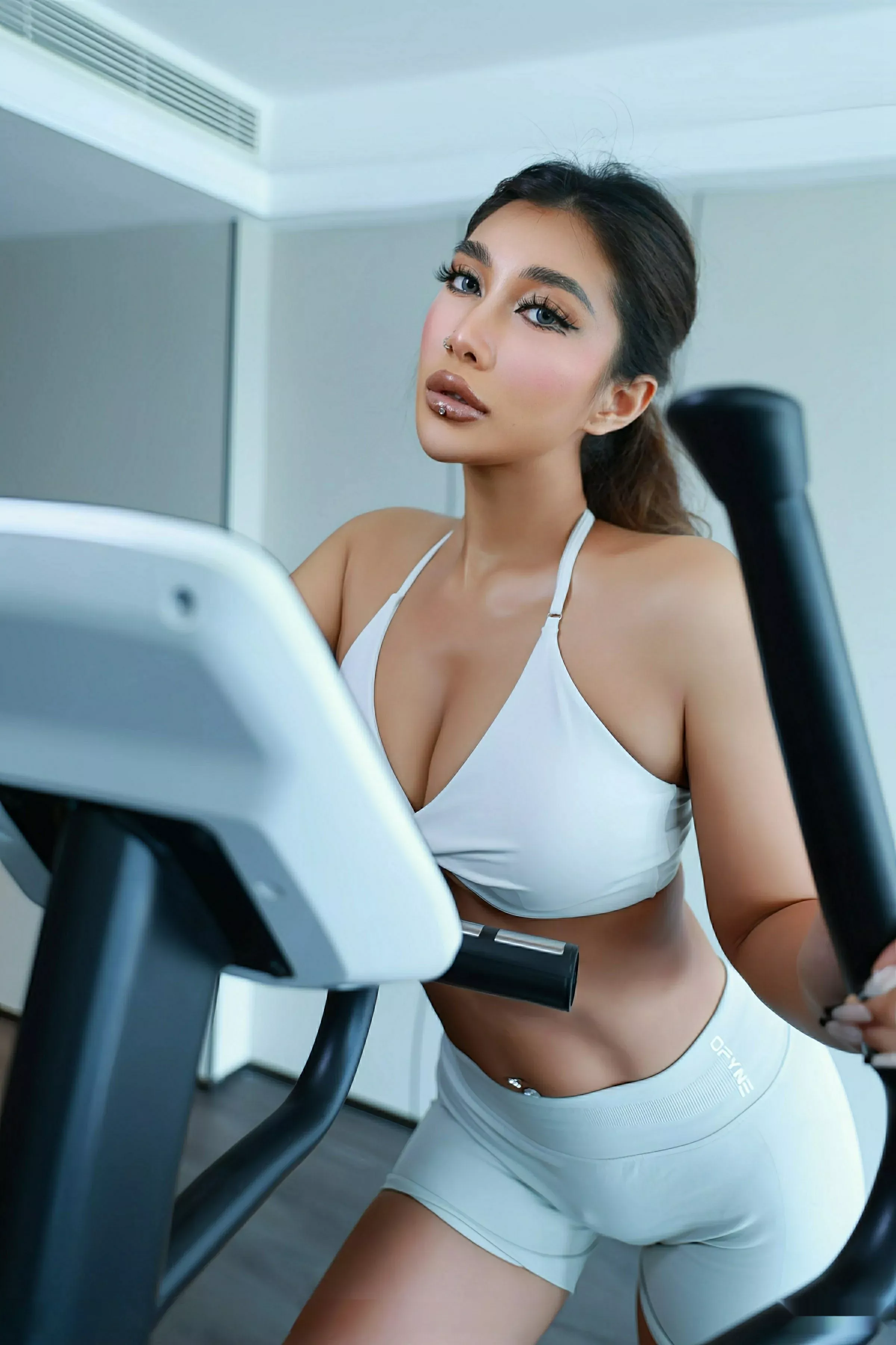 [XiuRen秀人网]第10621期FE写真 photo 2-2