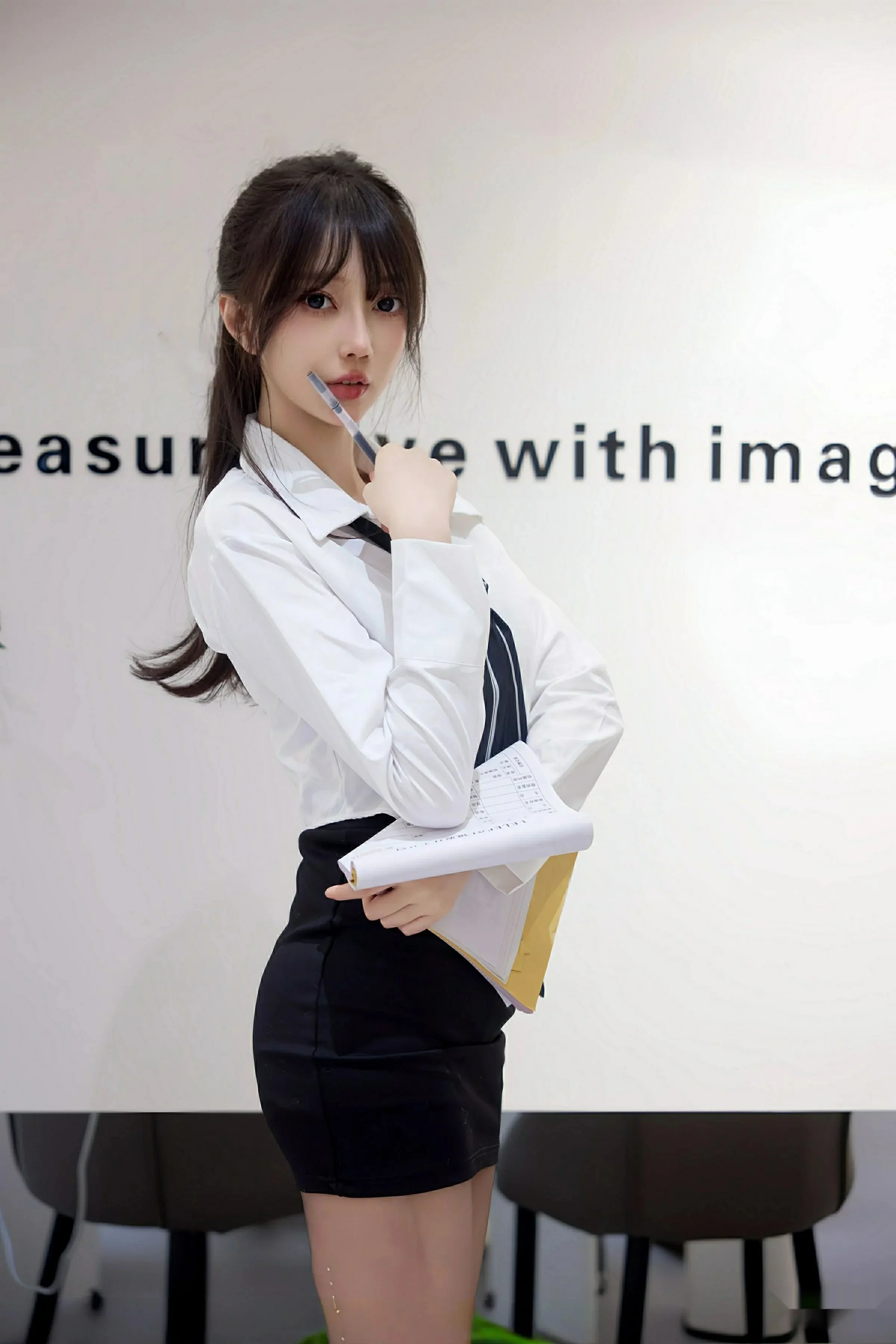 [XiuRen秀人网]第10636期玥儿玥写真 photo 1-17