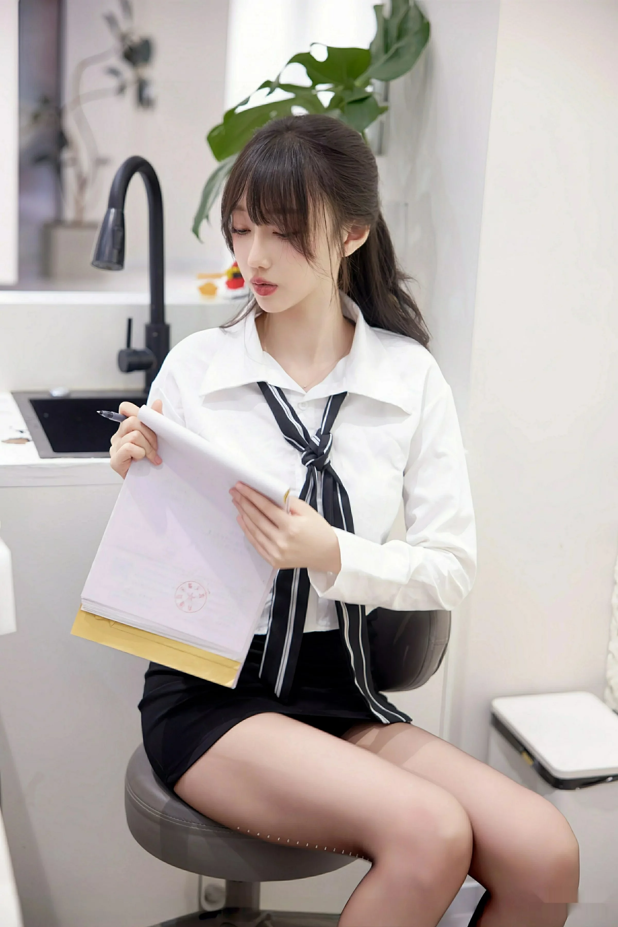 [XiuRen秀人网]第10636期玥儿玥写真 photo 1-7