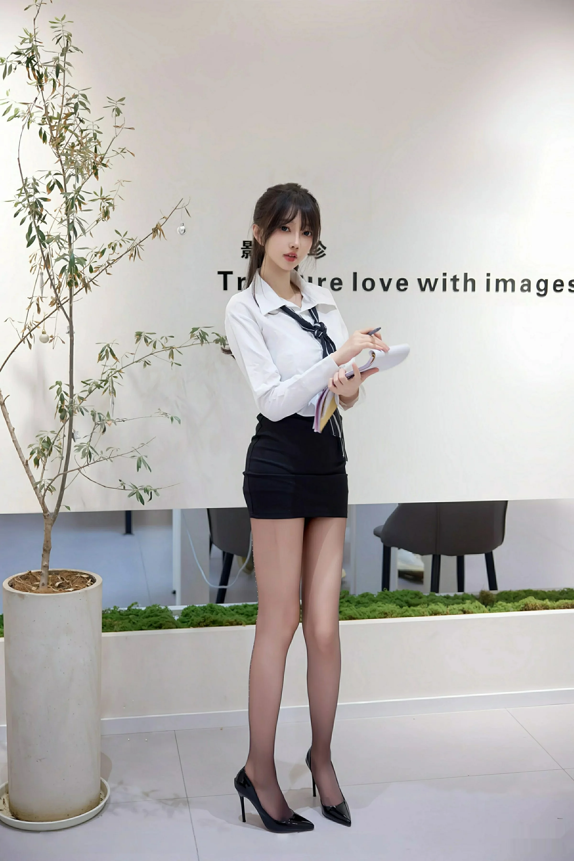 [XiuRen秀人网]第10636期玥儿玥写真 photo 1-18