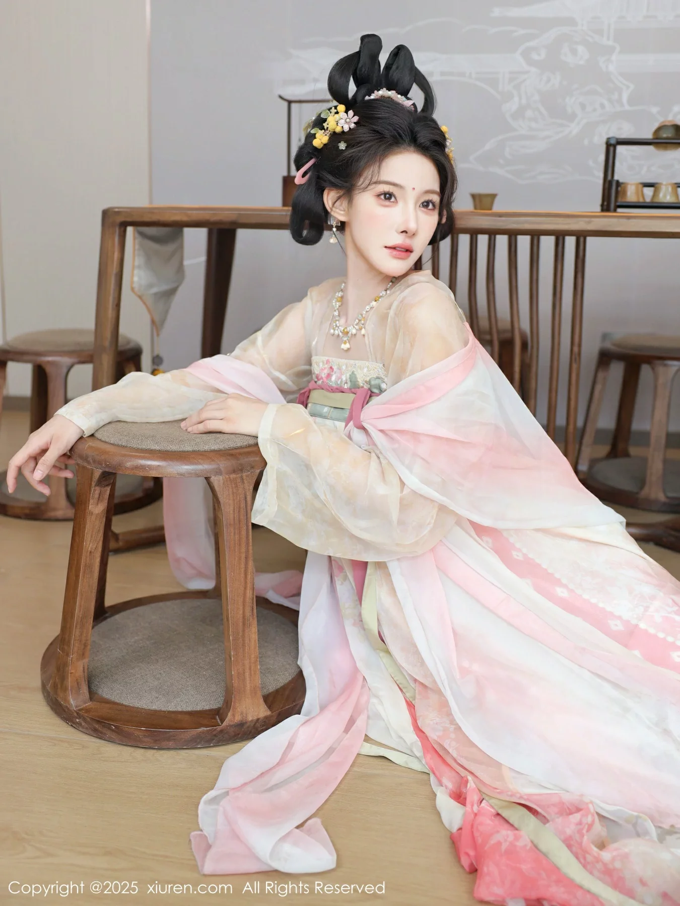 [XiuRen秀人网]第10645期梨霜儿写真 photo 2-15