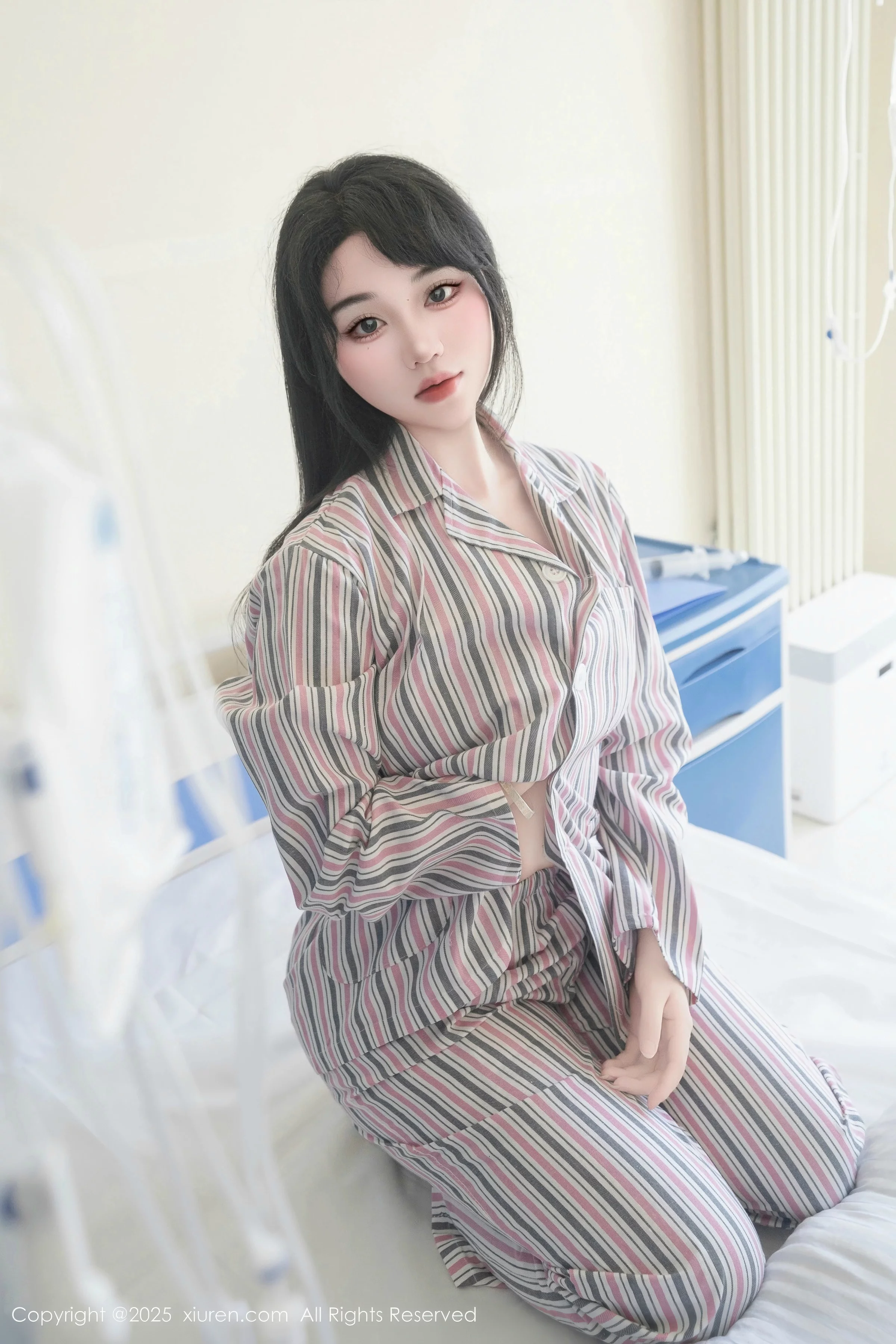 [XiuRen秀人网]第10648期汐汐爱吃草莓写真 photo 1-6