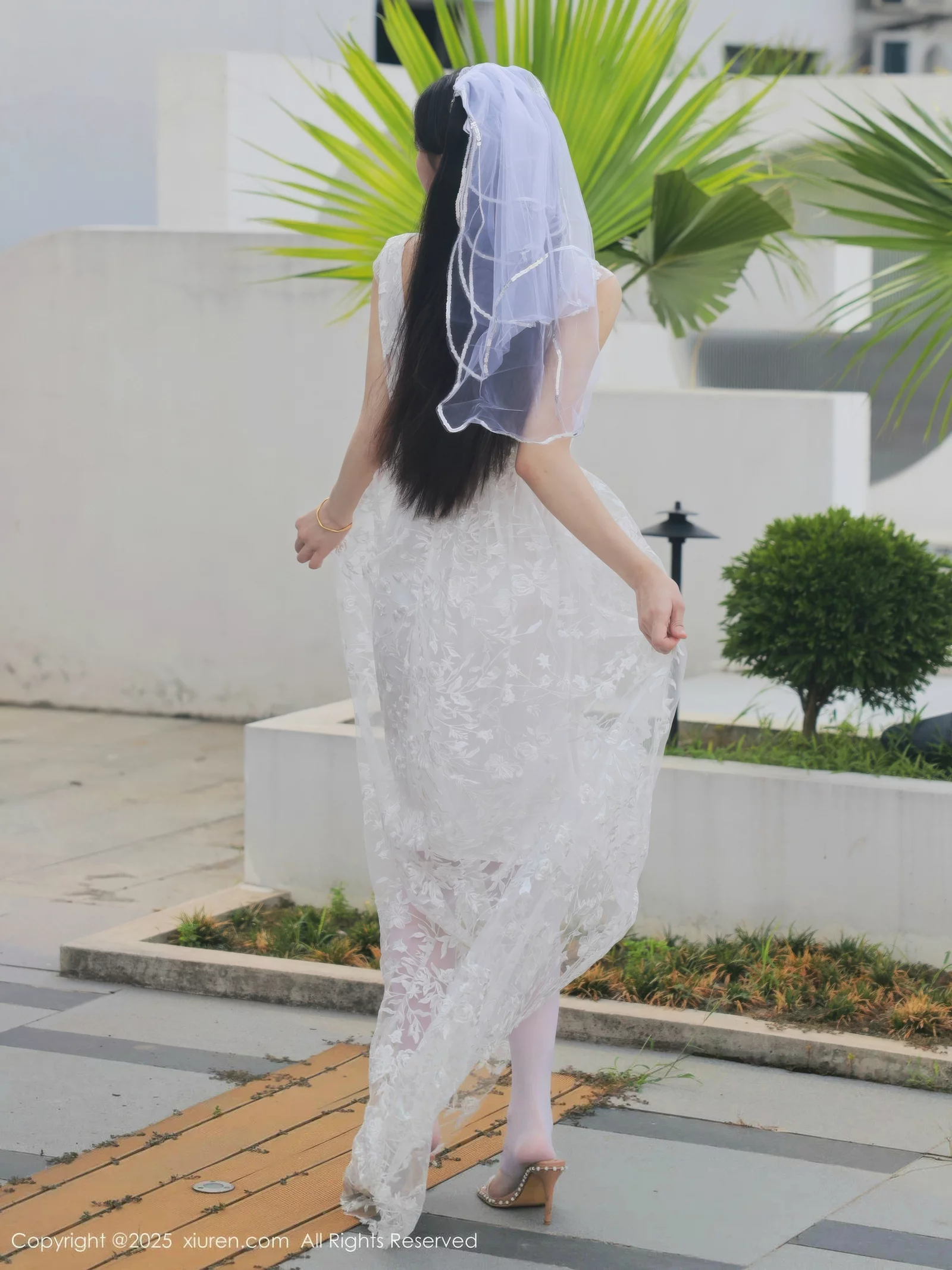 [XiuRen秀人网]第10661期梨霜儿写真 photo 1-15