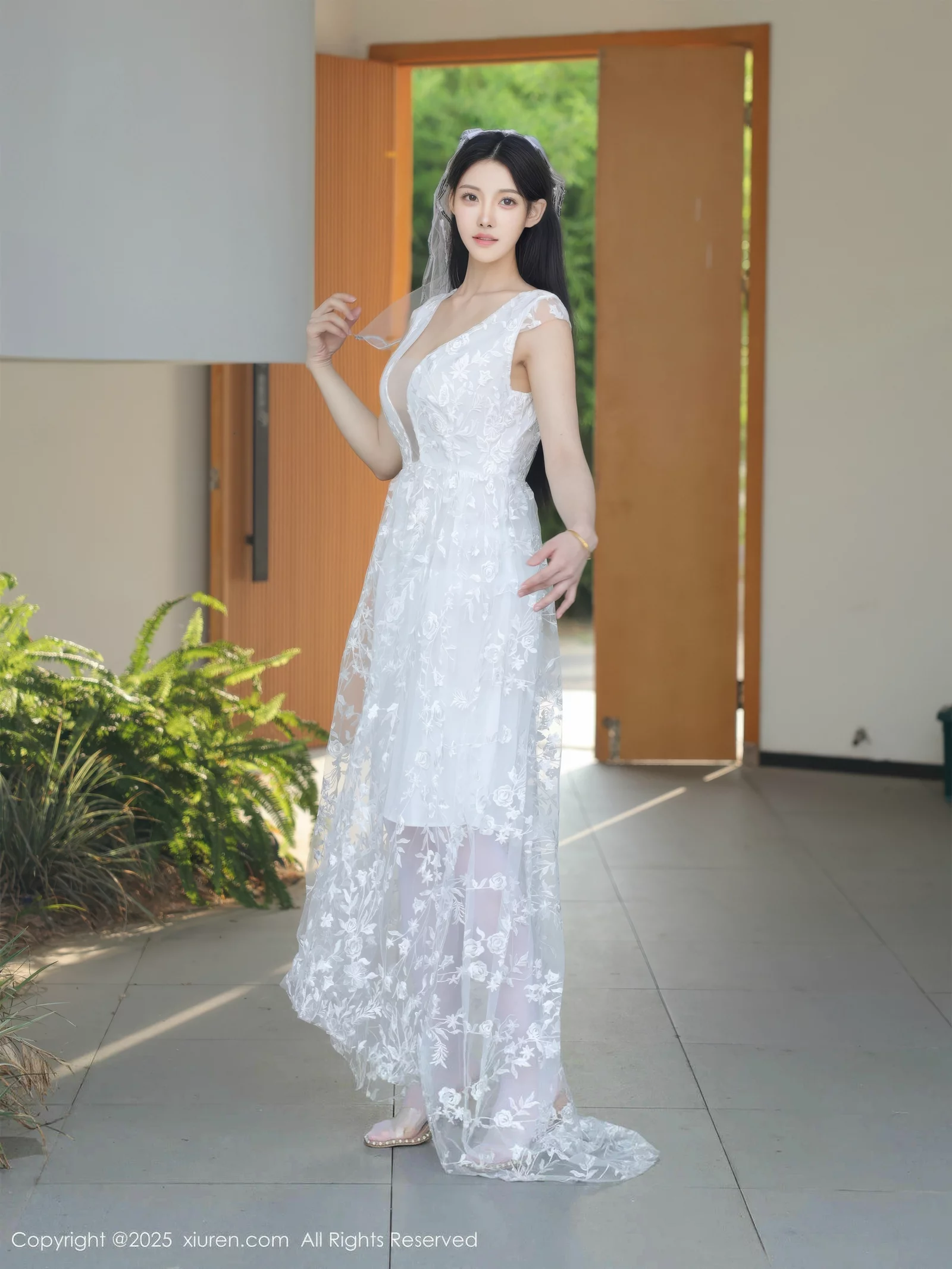 [XiuRen秀人网]第10661期梨霜儿写真 photo 1-3