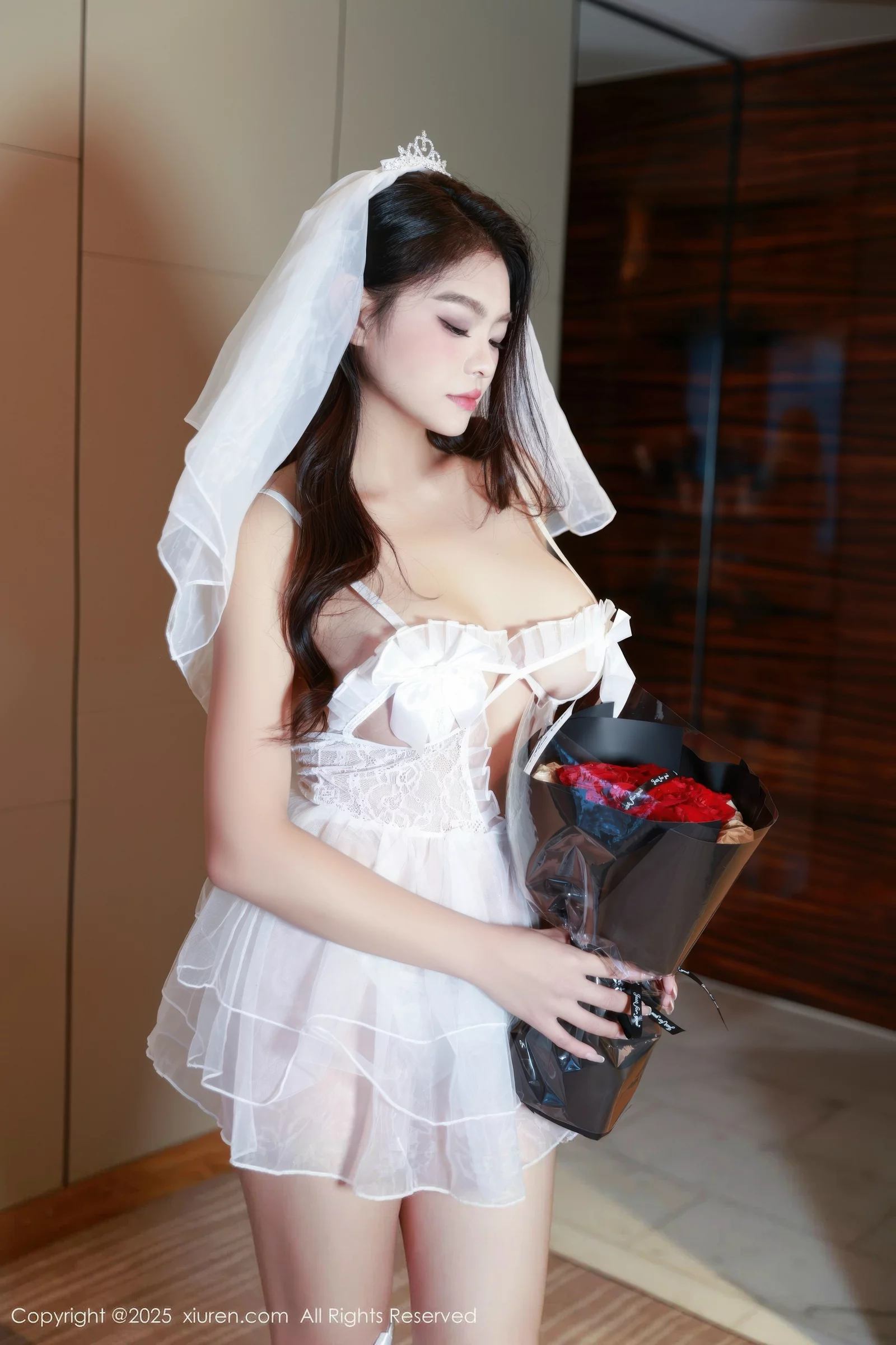 [XiuRen秀人网]第10659期冬安写真 photo 1-5