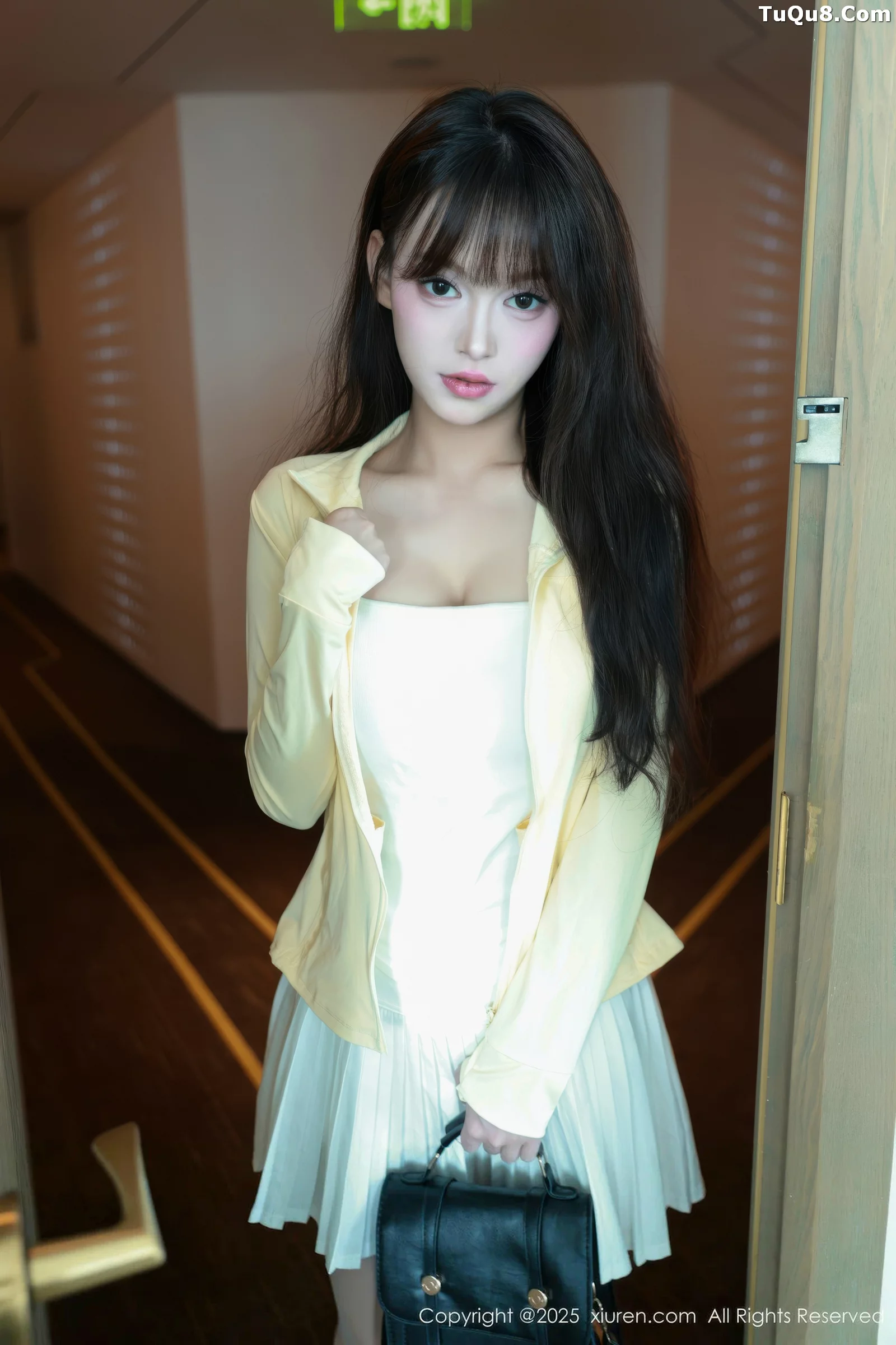 [XiuRen秀人网]第17002期糯咪写真 photo 1-4