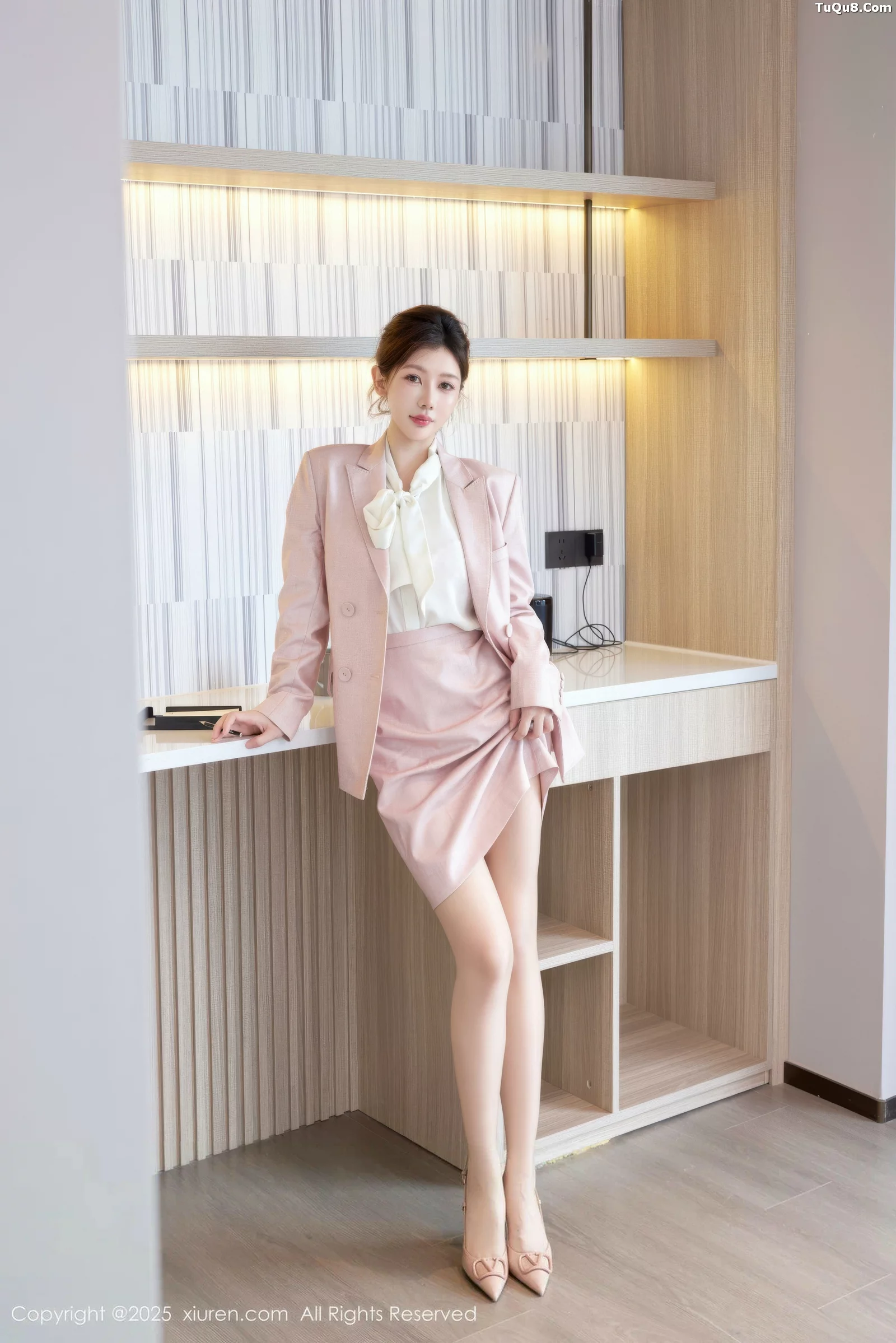 [XiuRen秀人网]第10728期尹甜甜写真 photo 1-2