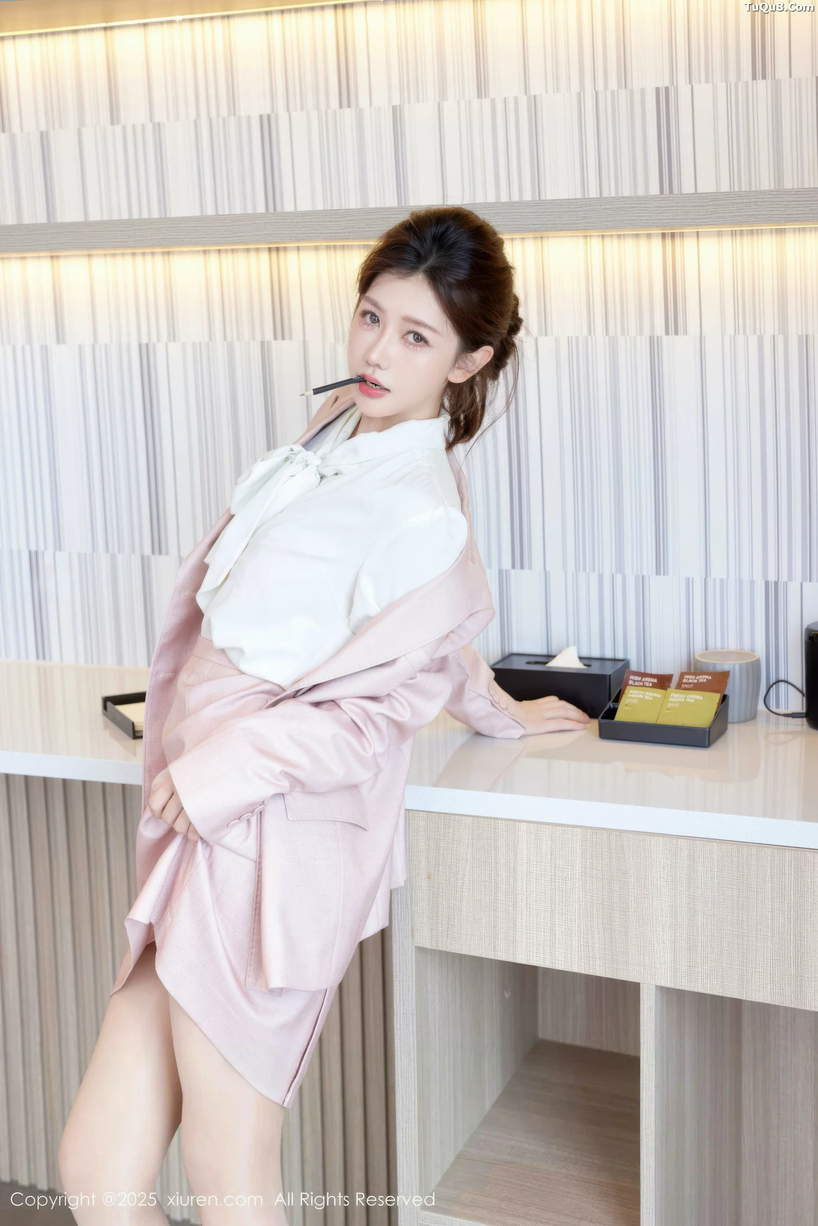 [XiuRen秀人网]第10728期尹甜甜写真 photo 1-4