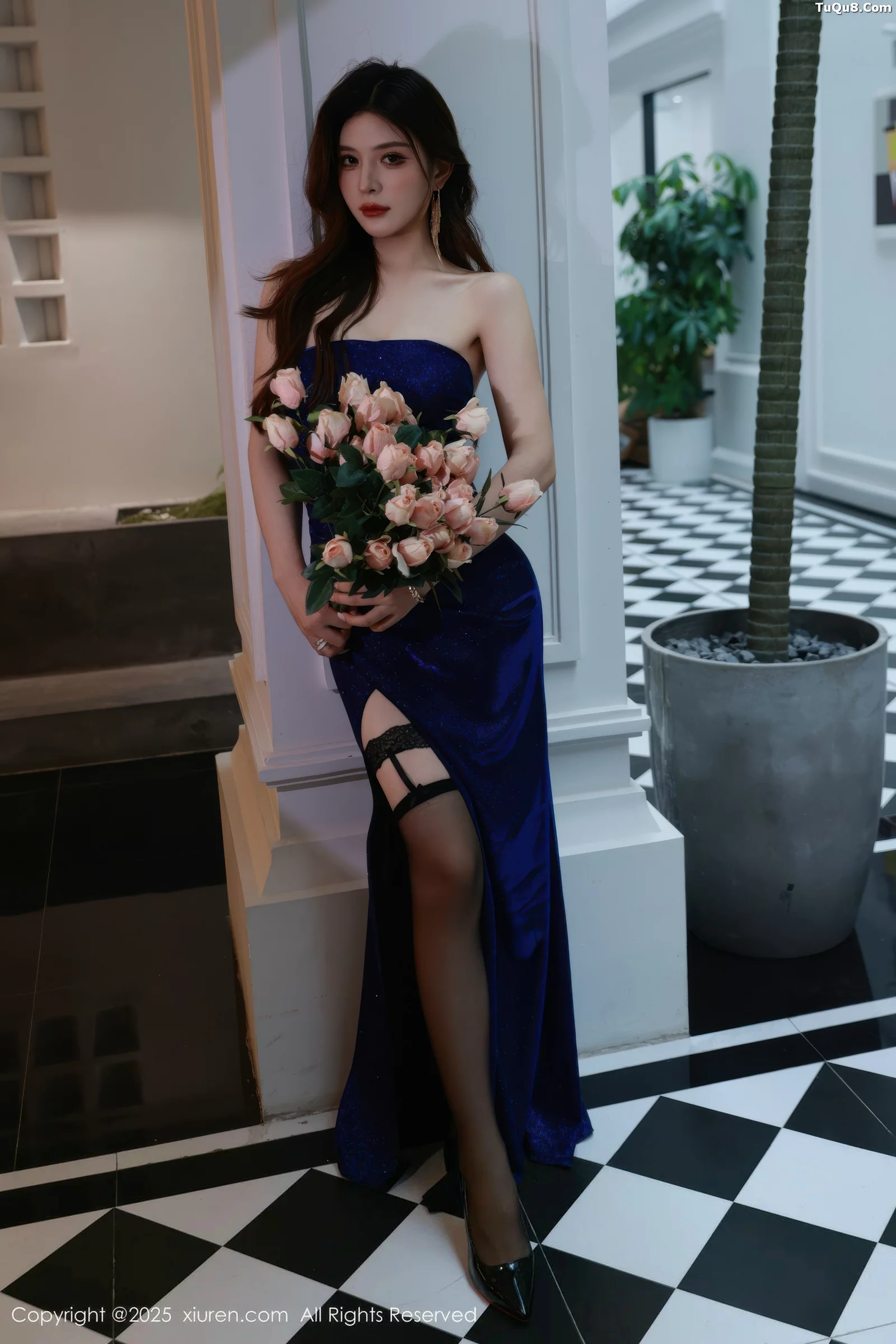 [XiuRen秀人网]第10740期阿依莎写真 photo 1-4