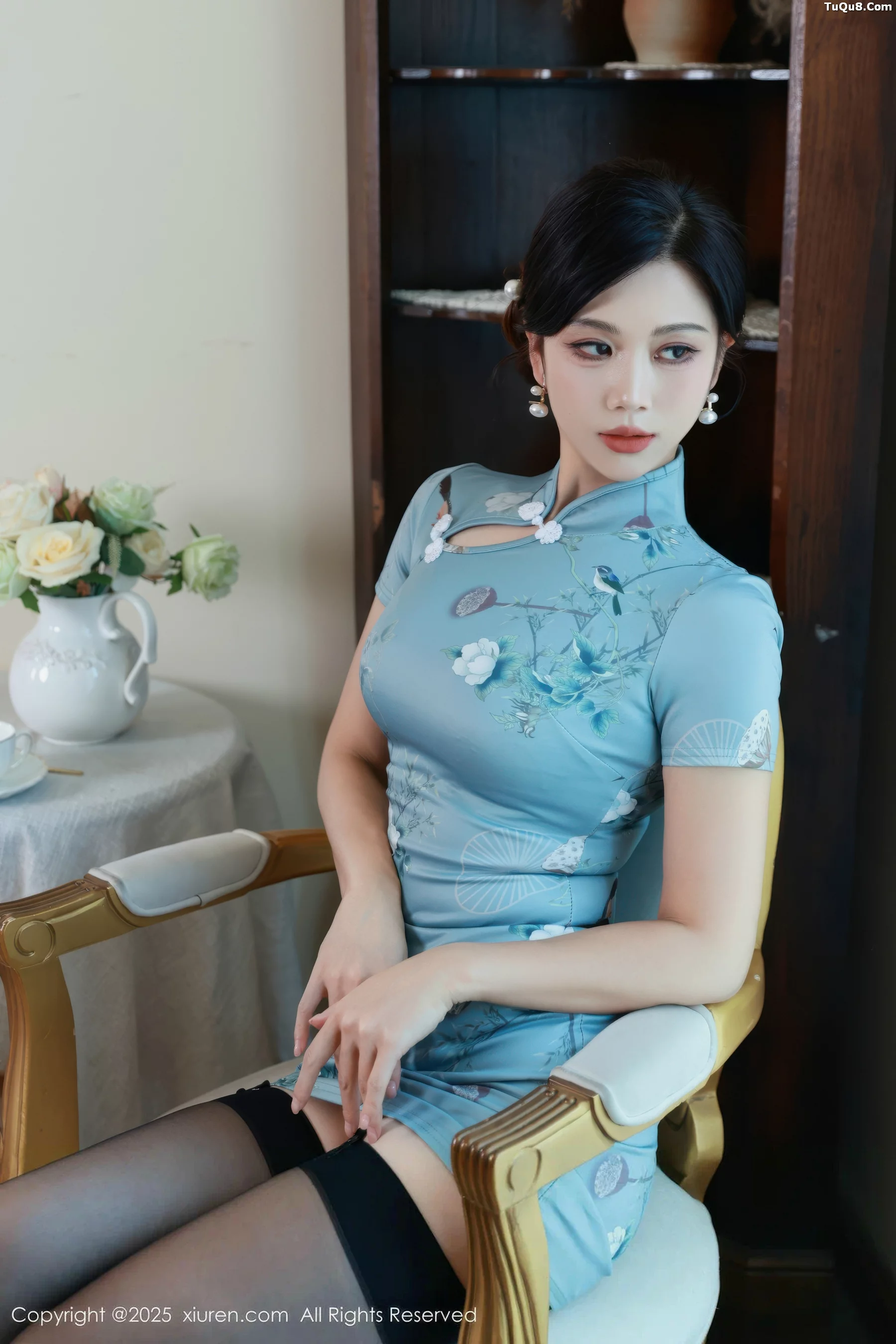 [XiuRen秀人网]第10753期玫瑰我爱你写真 photo 1-9