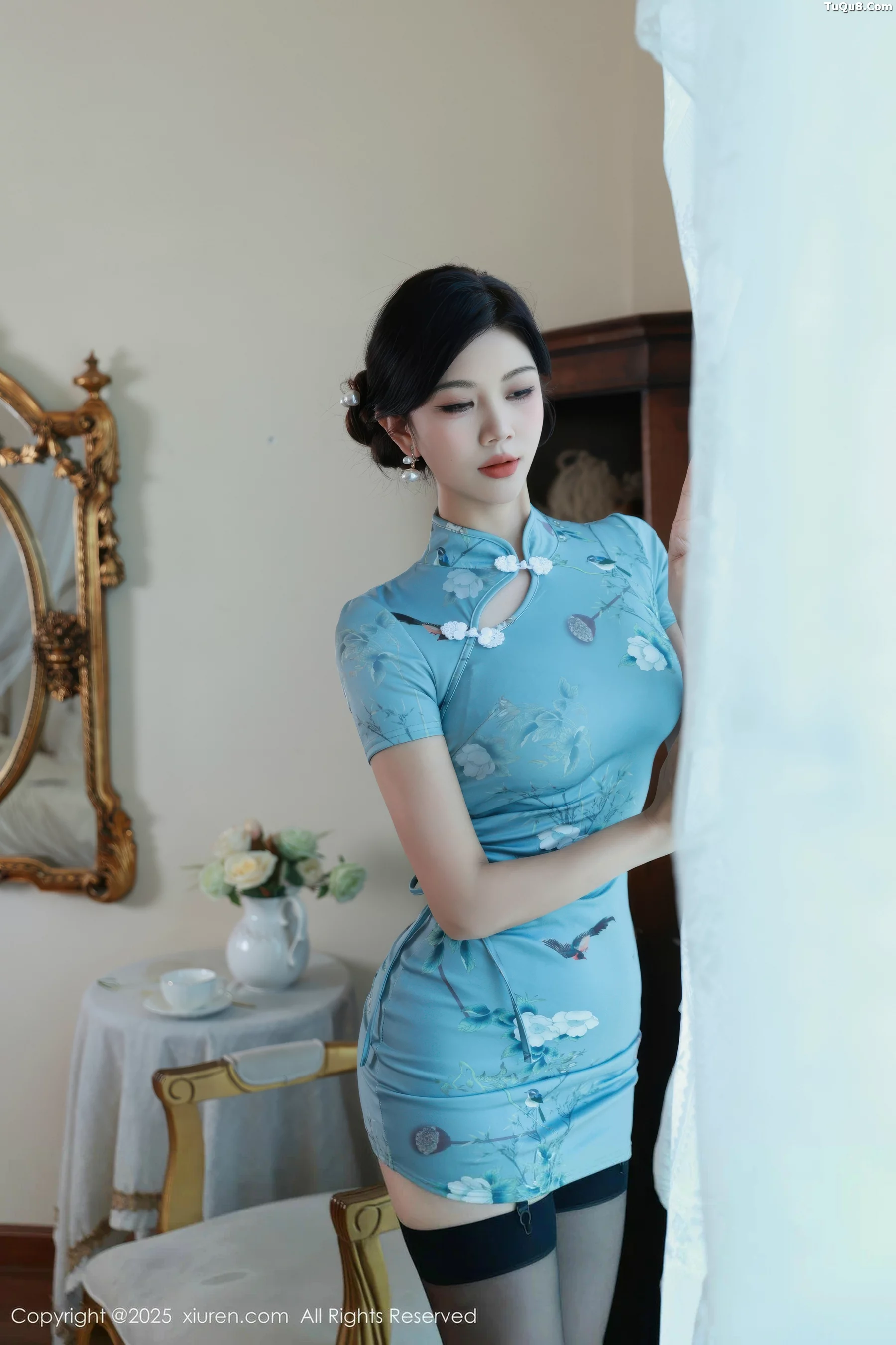 [XiuRen秀人网]第10753期玫瑰我爱你写真 photo 1-10