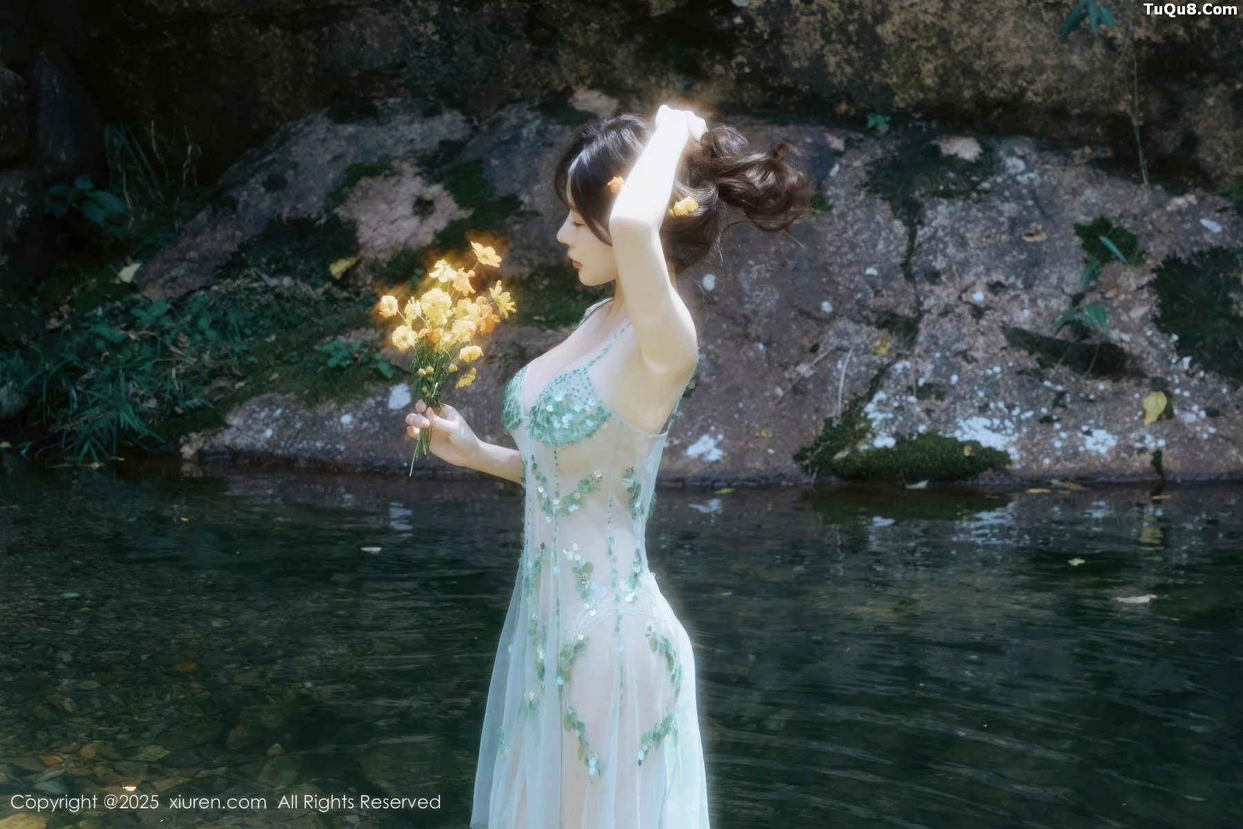 [XiuRen秀人网]第10756期尹甜甜写真 photo 1-5