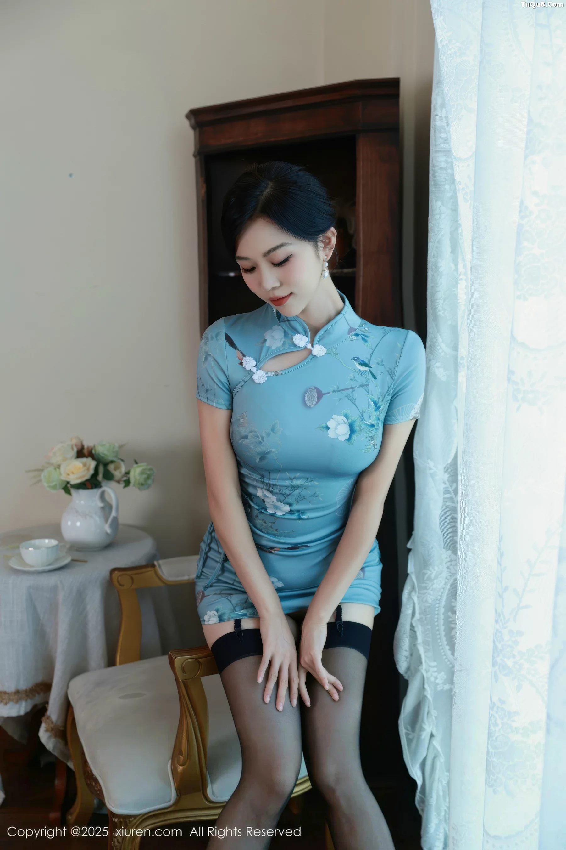 [XiuRen秀人网]第10753期玫瑰我爱你写真 photo 1-15