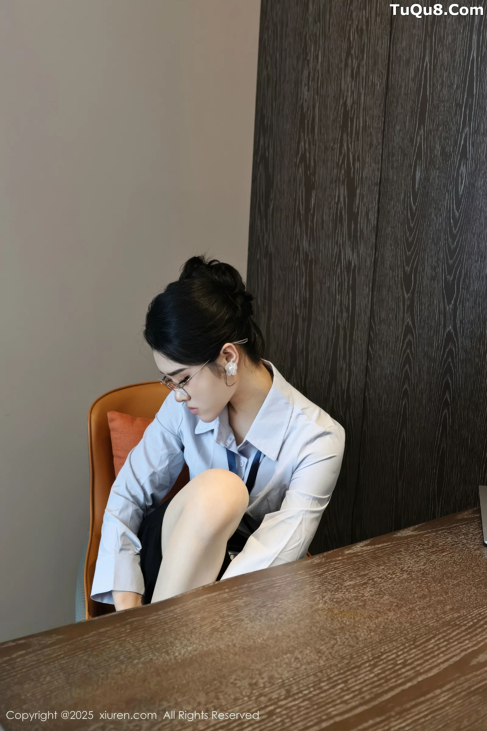 [XiuRen秀人网]第10674期糯梨子写真 photo 1-4