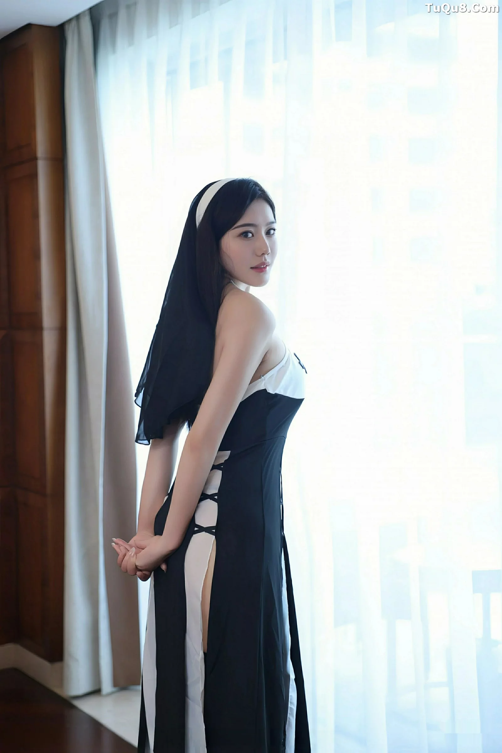 [XiuRen秀人网]第10690期白薇薇写真 photo 1-3