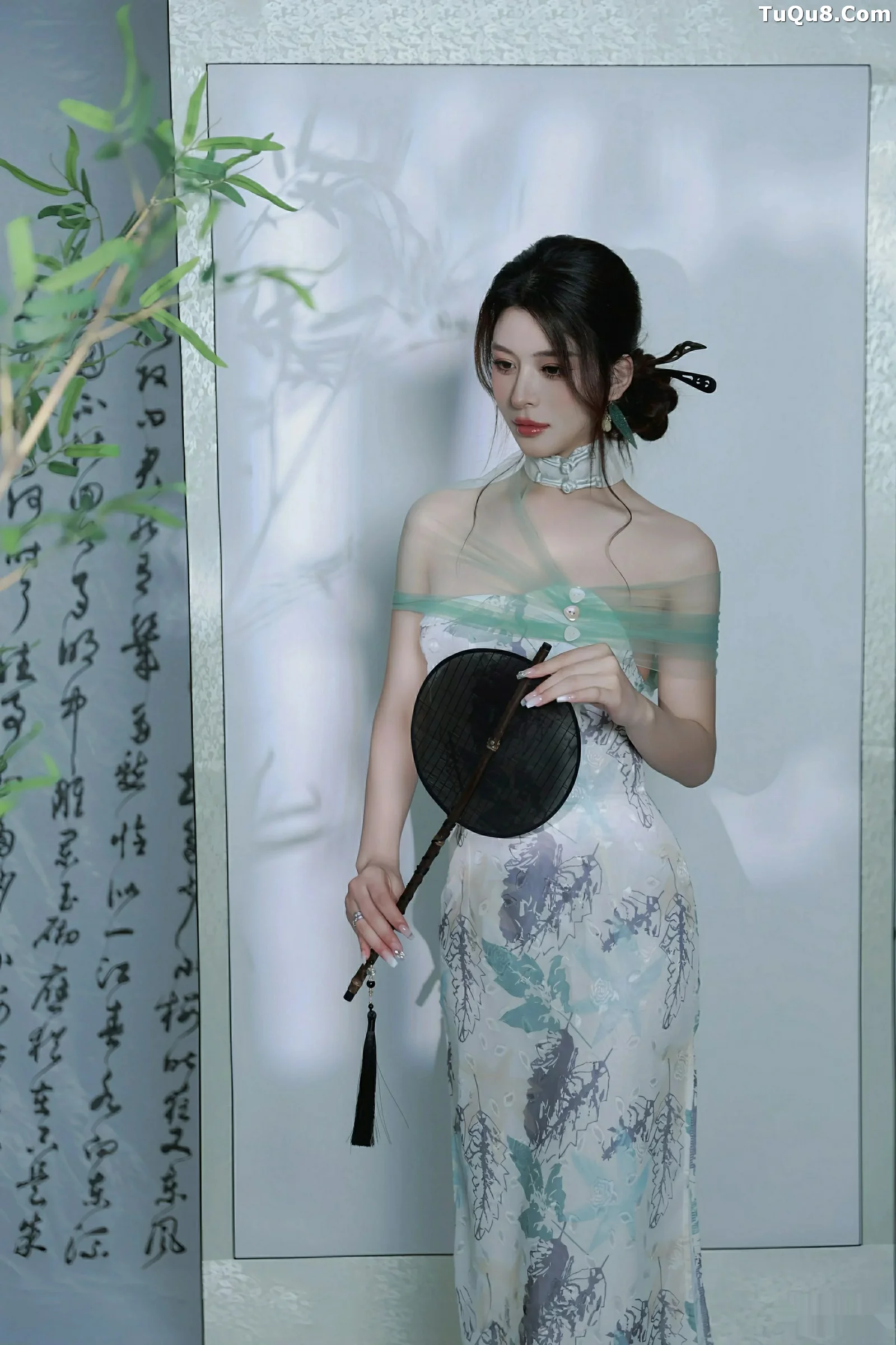 [XiuRen秀人网]第10694期阿依莎写真 photo 1-5