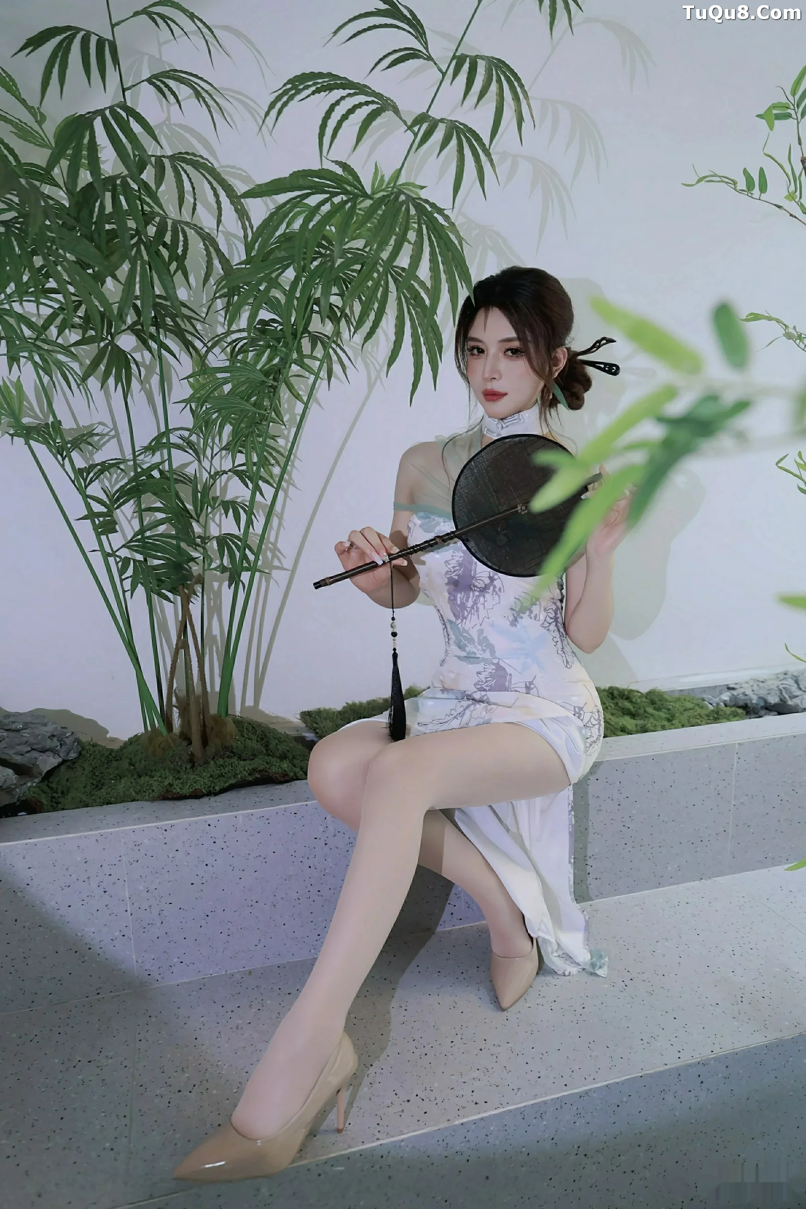 [XiuRen秀人网]第10694期阿依莎写真 photo 1-17