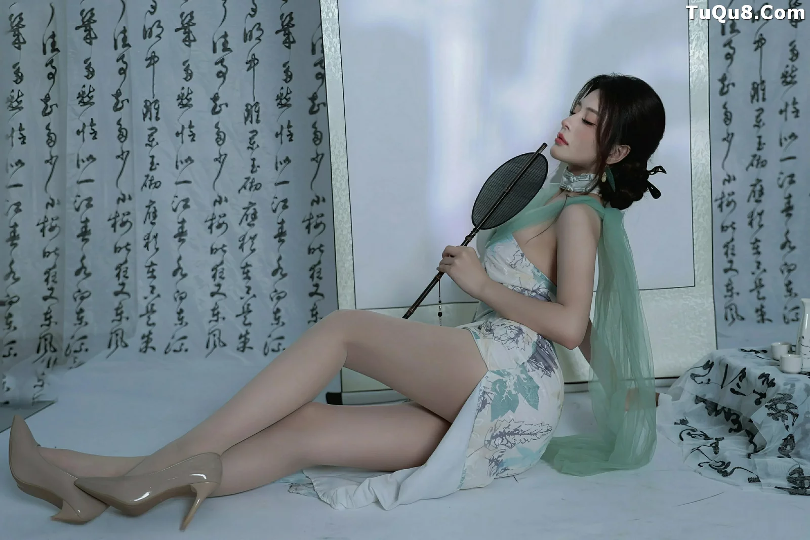 [XiuRen秀人网]第10694期阿依莎写真 photo 1-15