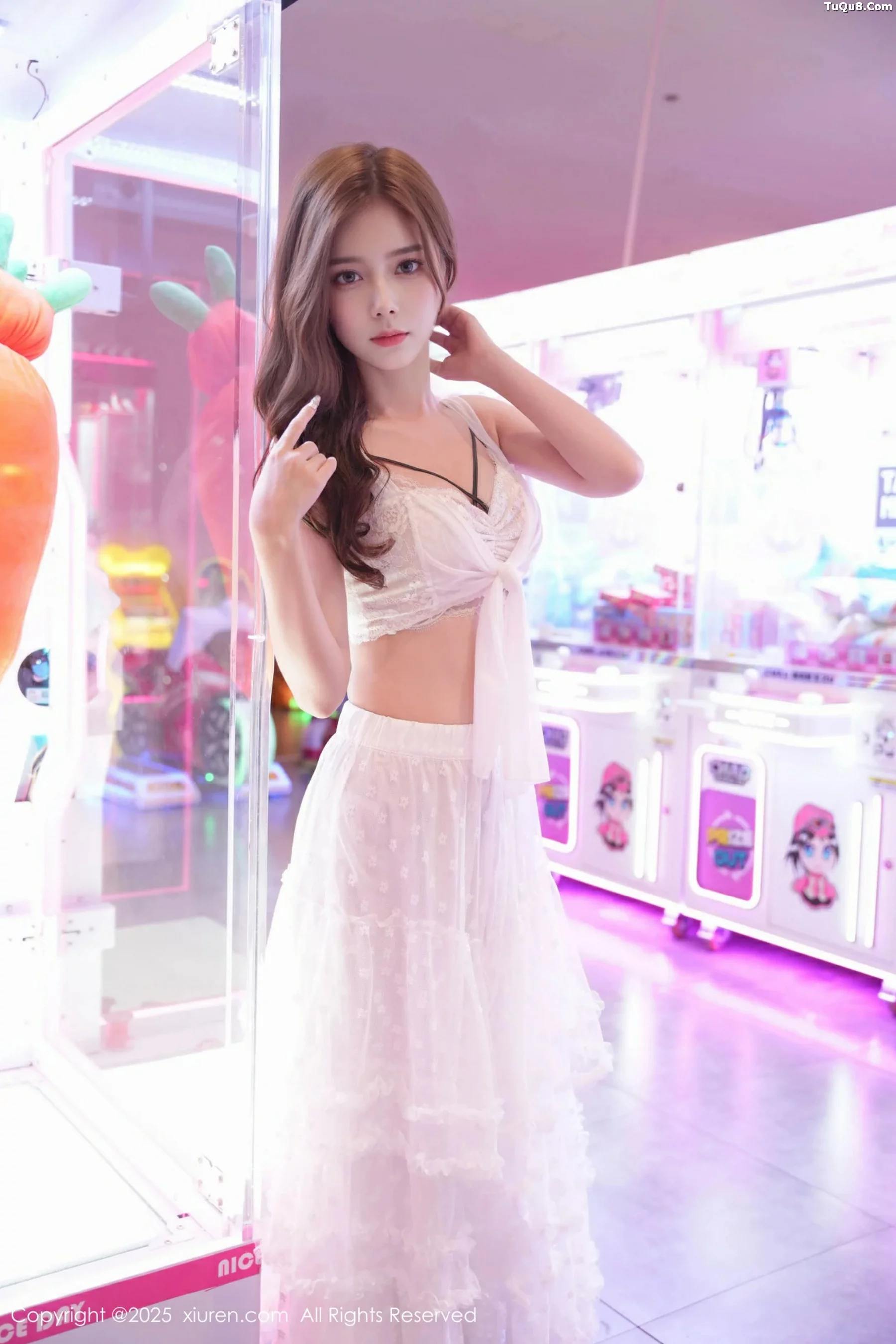 [XiuRen秀人网]第10791期拍黄瓜写真 photo 1-13