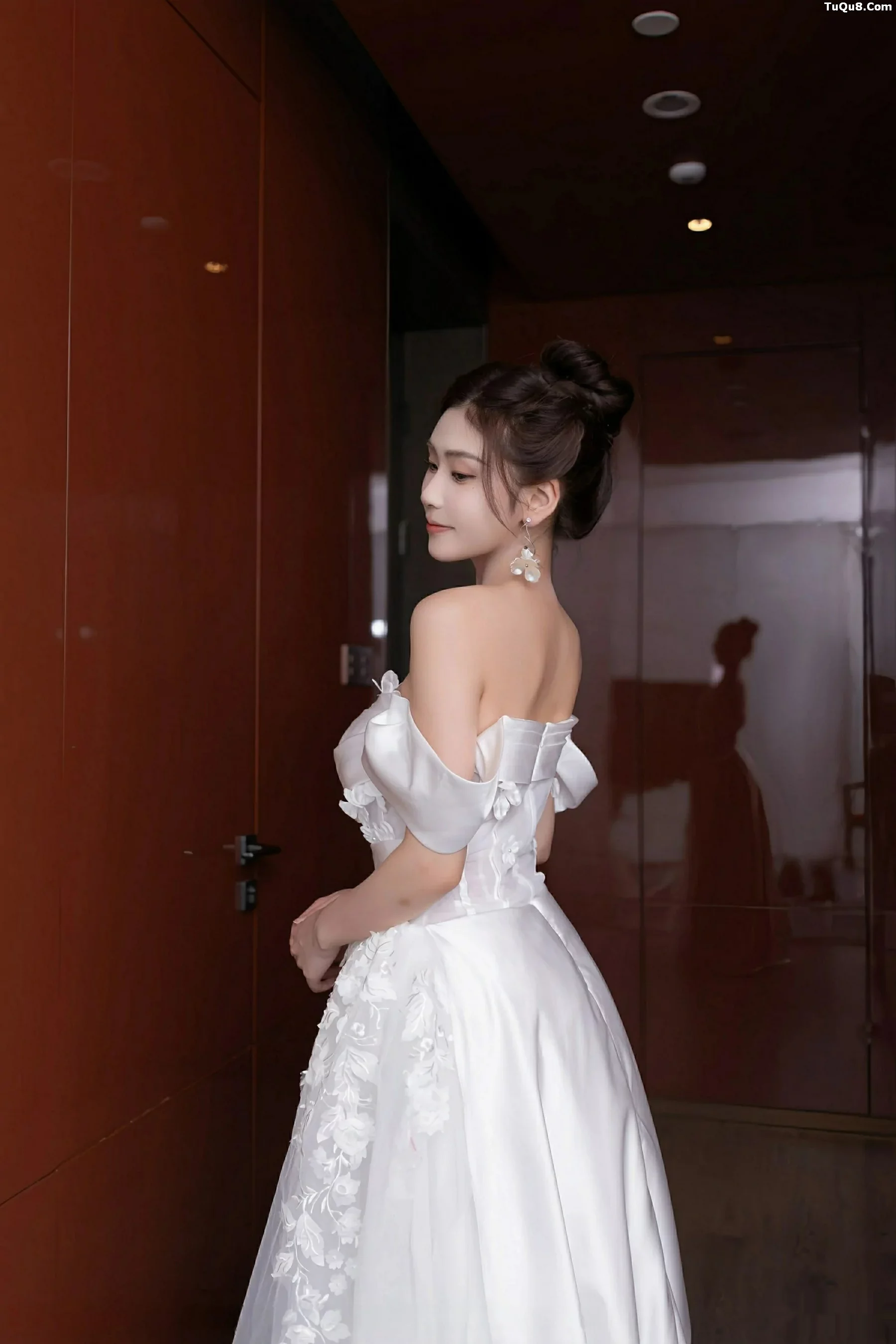 [XiuRen秀人网]第10814期刘婷婷写真 photo 1-1