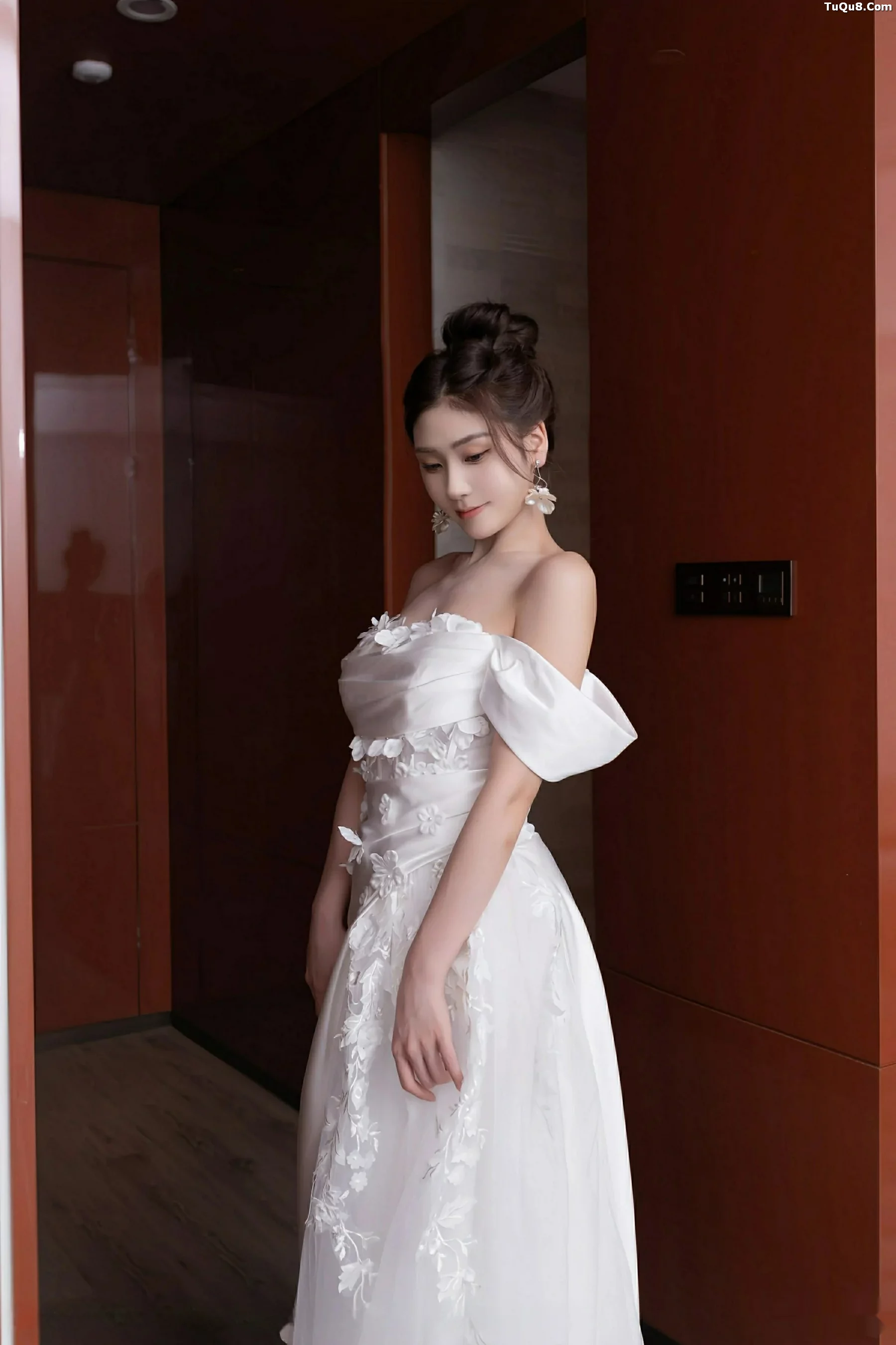 [XiuRen秀人网]第10814期刘婷婷写真 photo 1-7